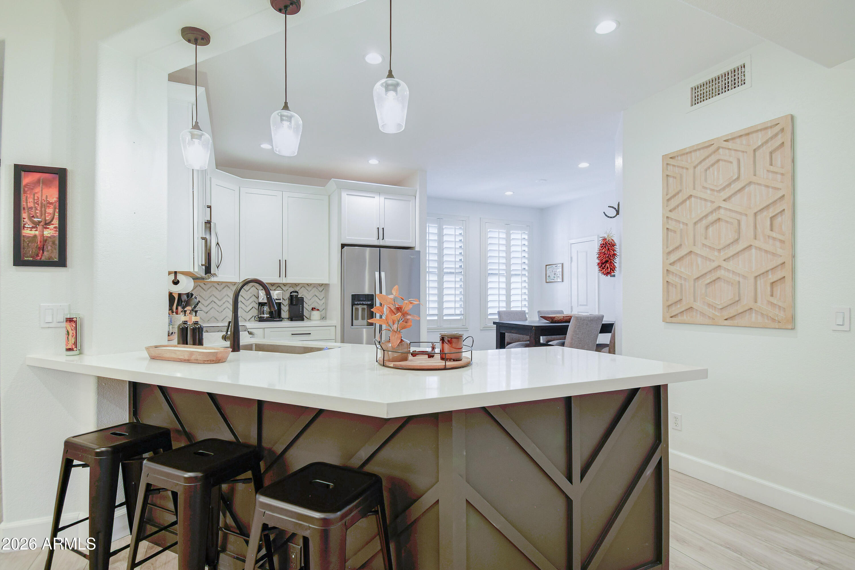 15221 N CLUBGATE Drive 2023