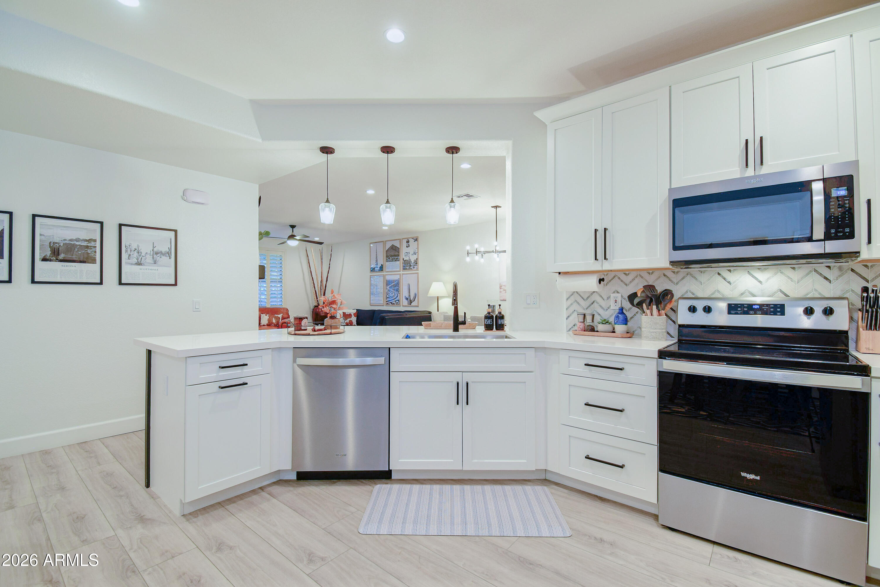 15221 N CLUBGATE Drive 2023