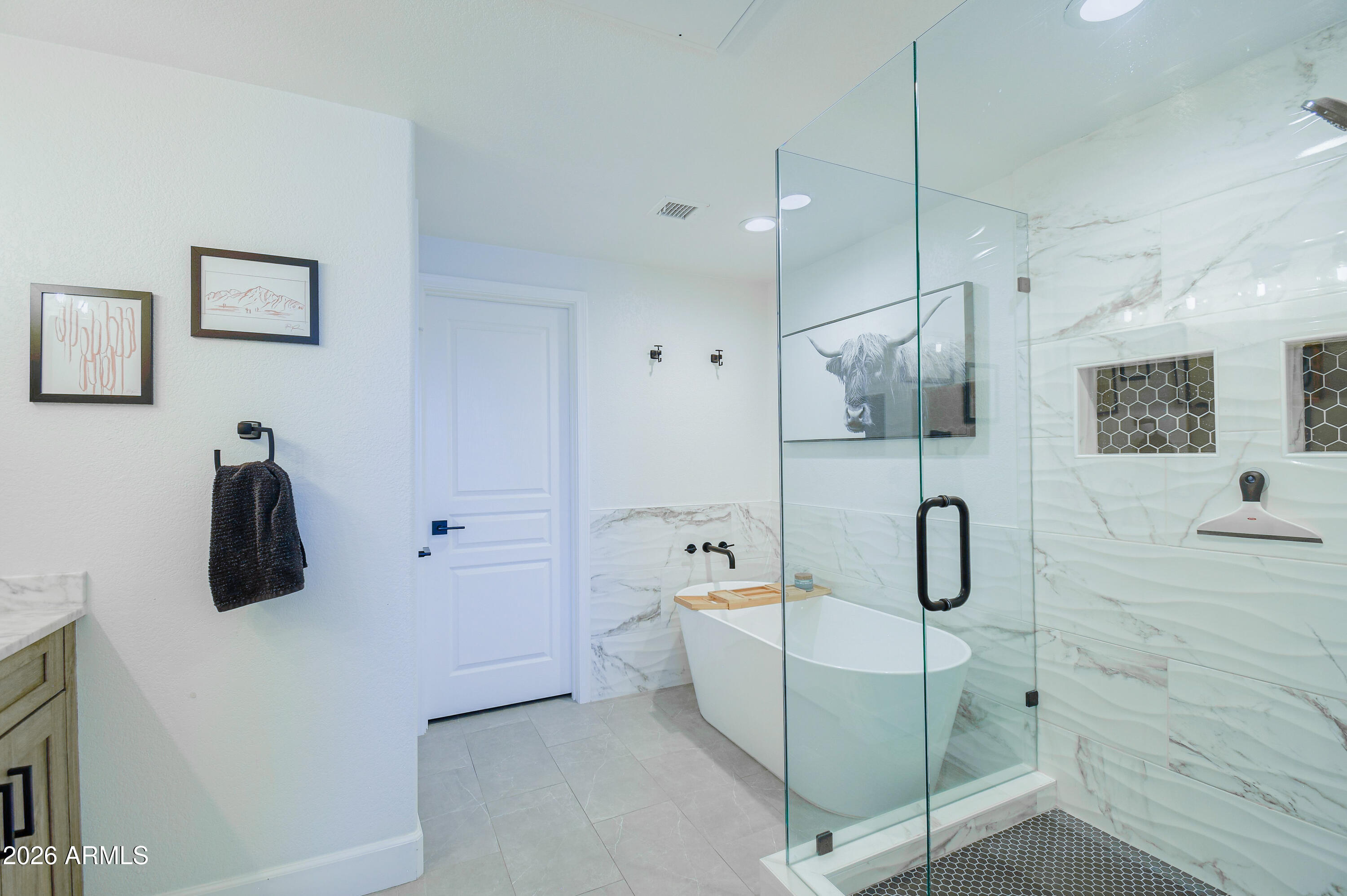 15221 N CLUBGATE Drive 2023