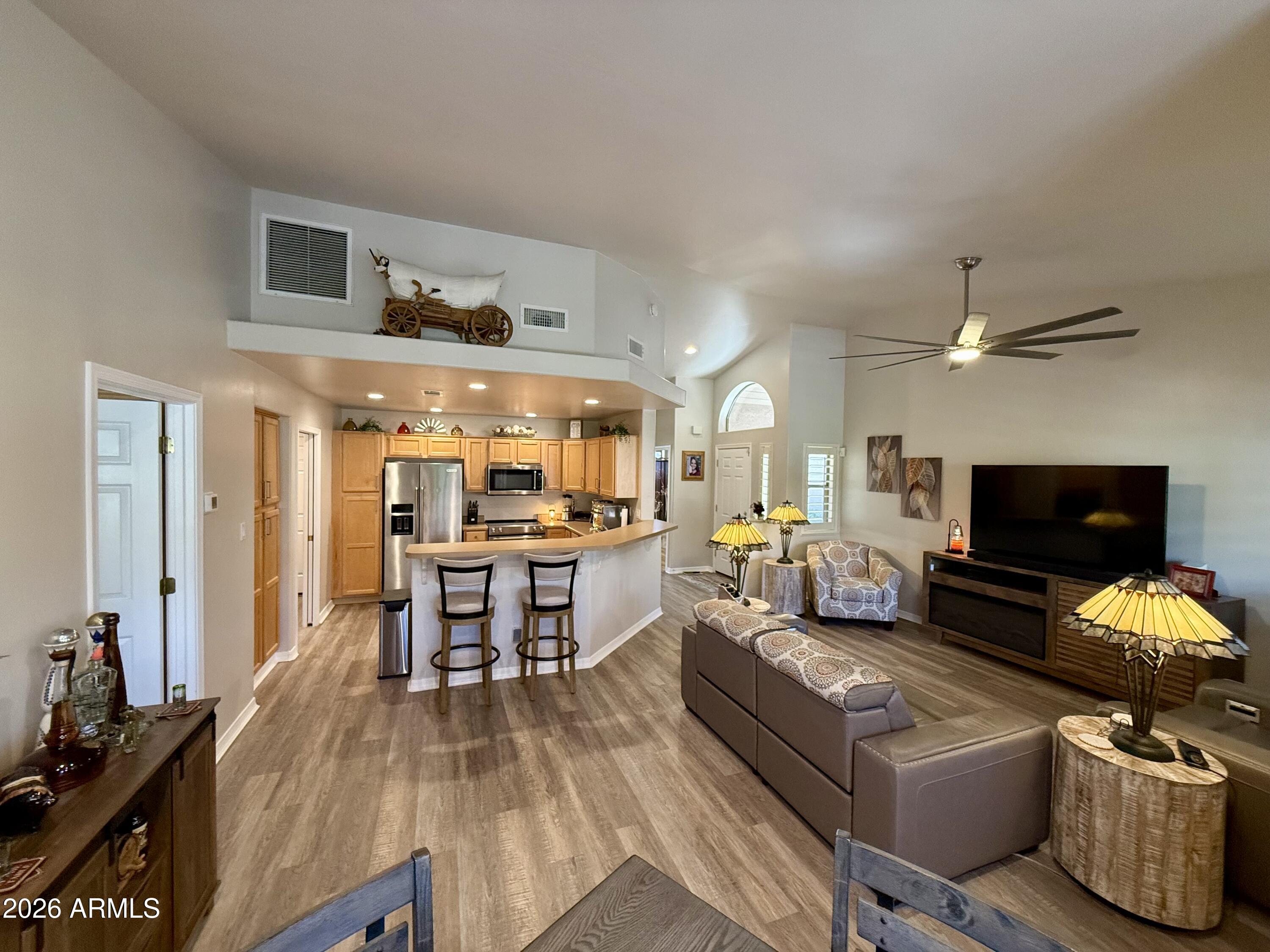 4202 E BROADWAY Road 138