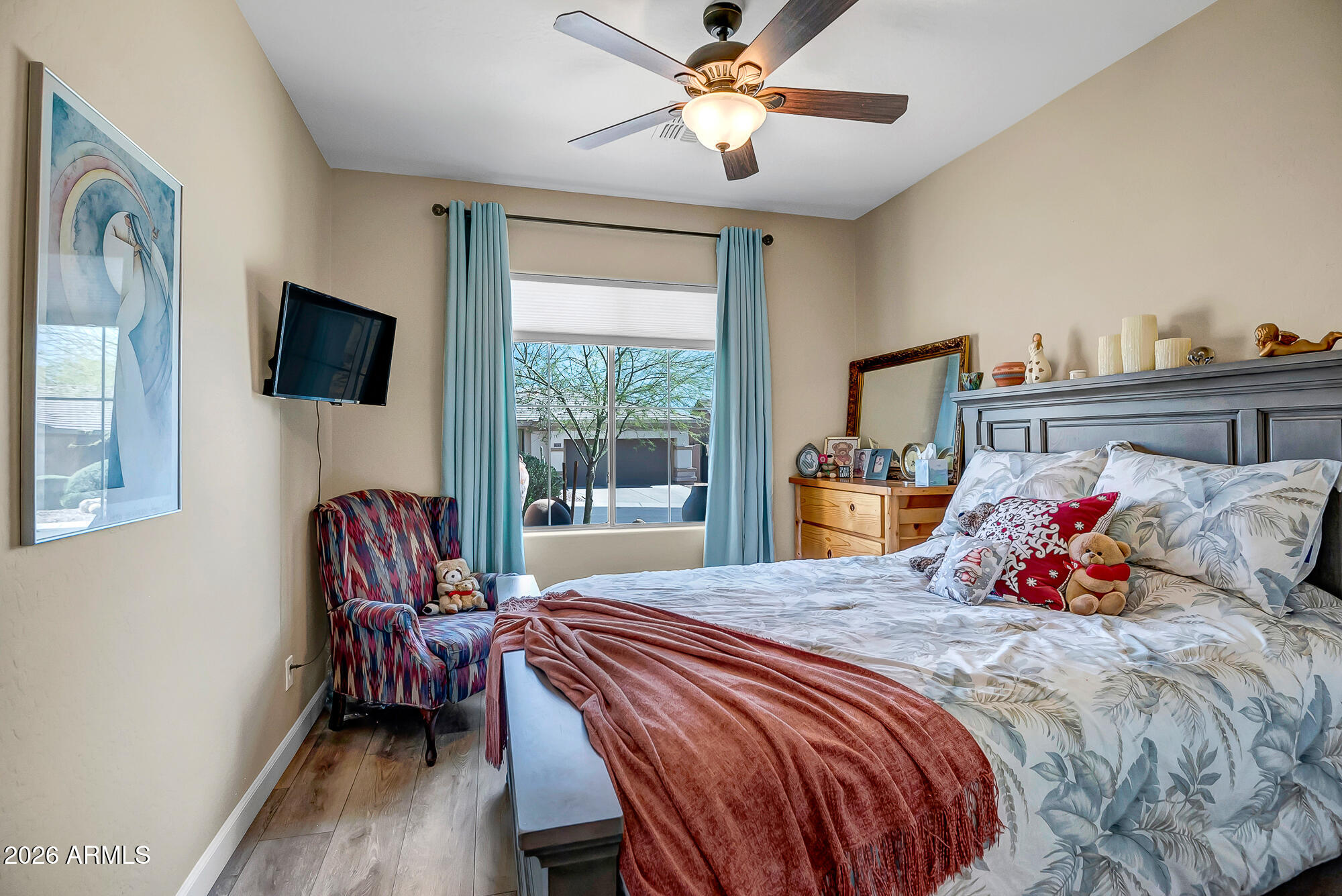 41314 N ROLLING GREEN Way