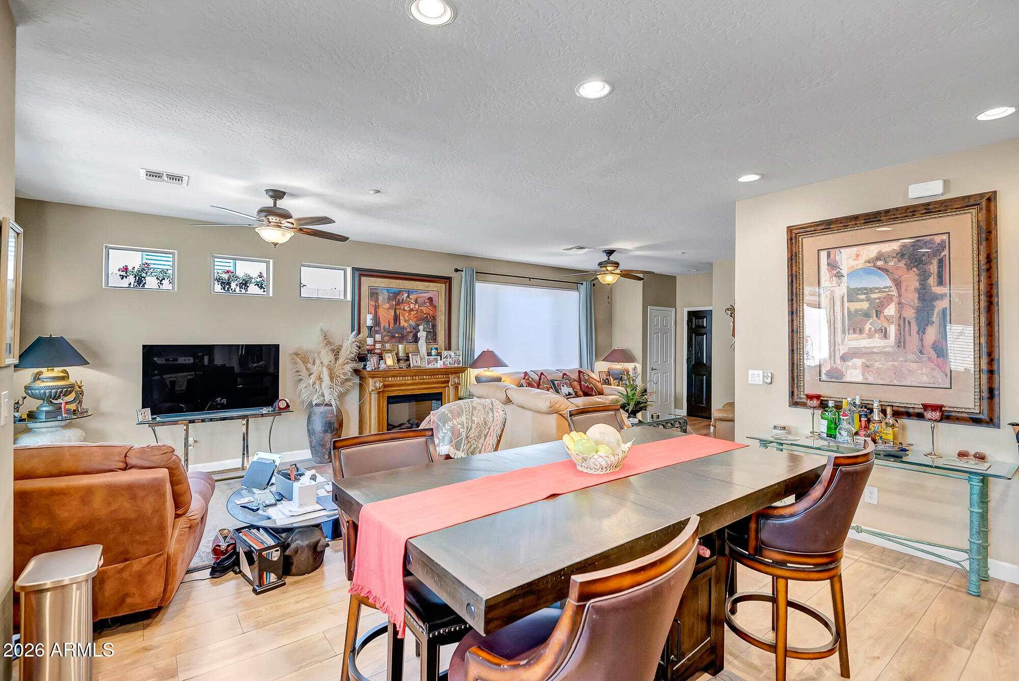 41314 N ROLLING GREEN Way