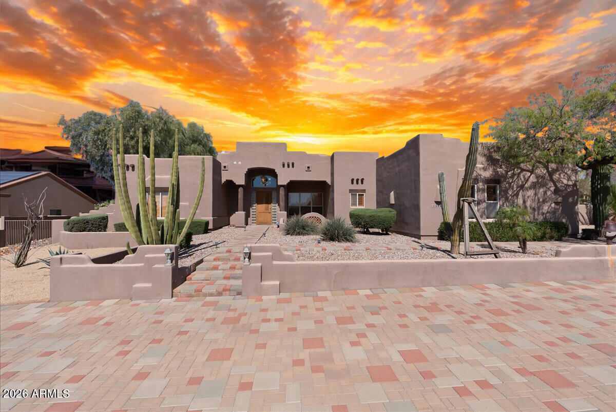 13002 W SAN JUAN Avenue