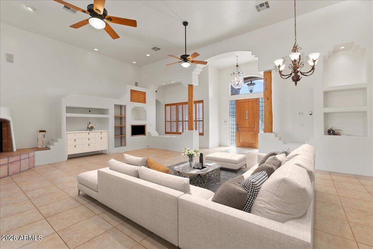 13002 W SAN JUAN Avenue