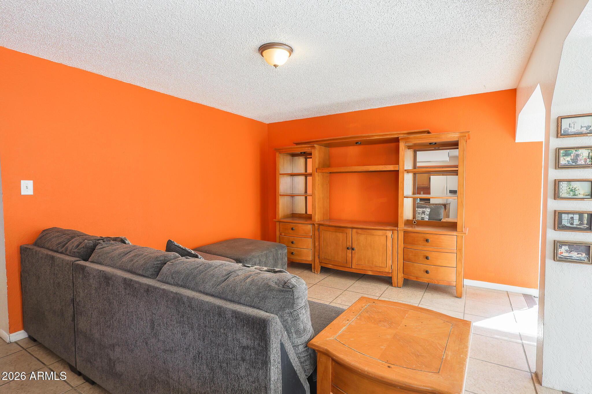 6311 W MEDLOCK Drive