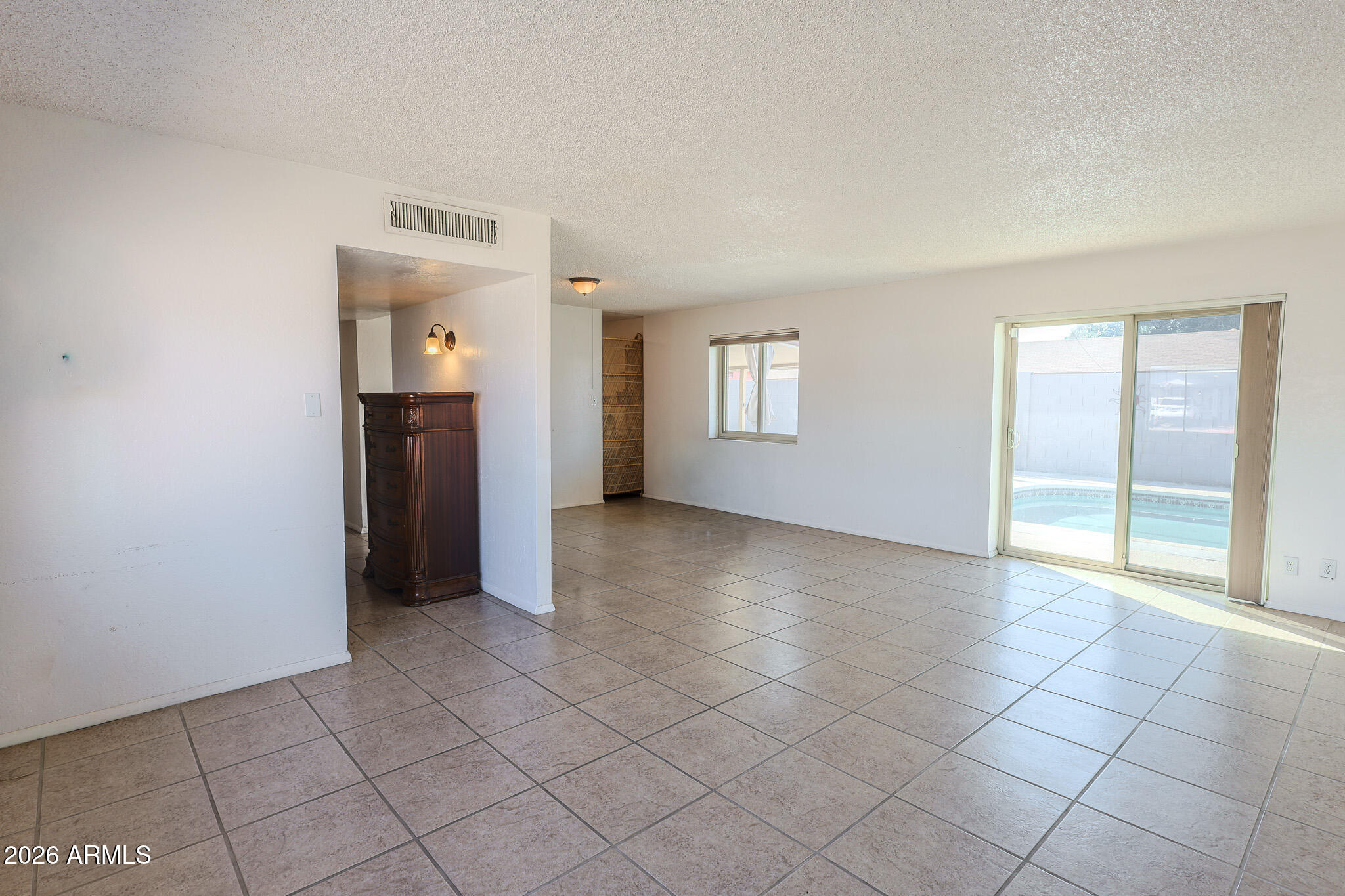 6311 W MEDLOCK Drive