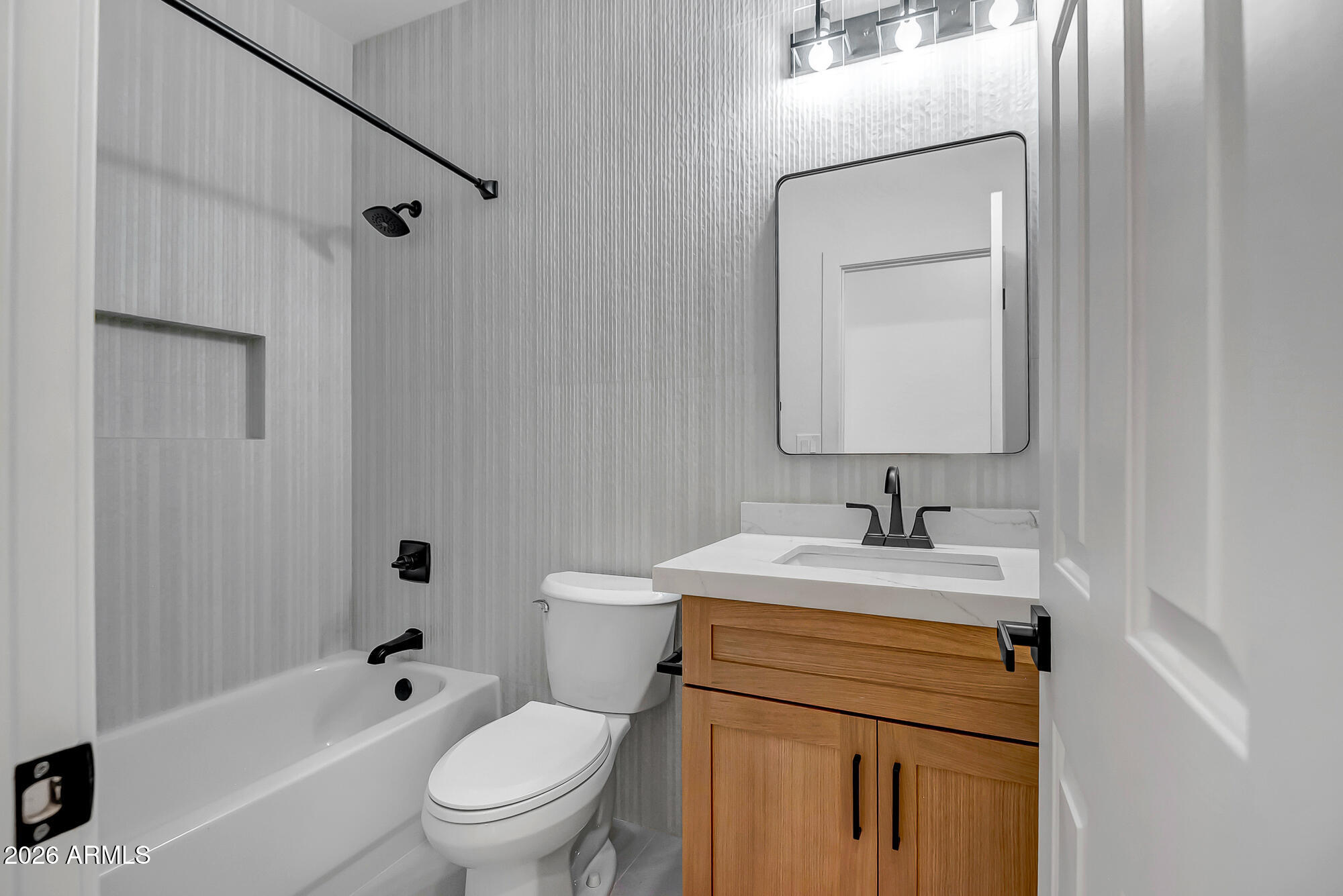 2579 W LEWIS AND CLARK Trail