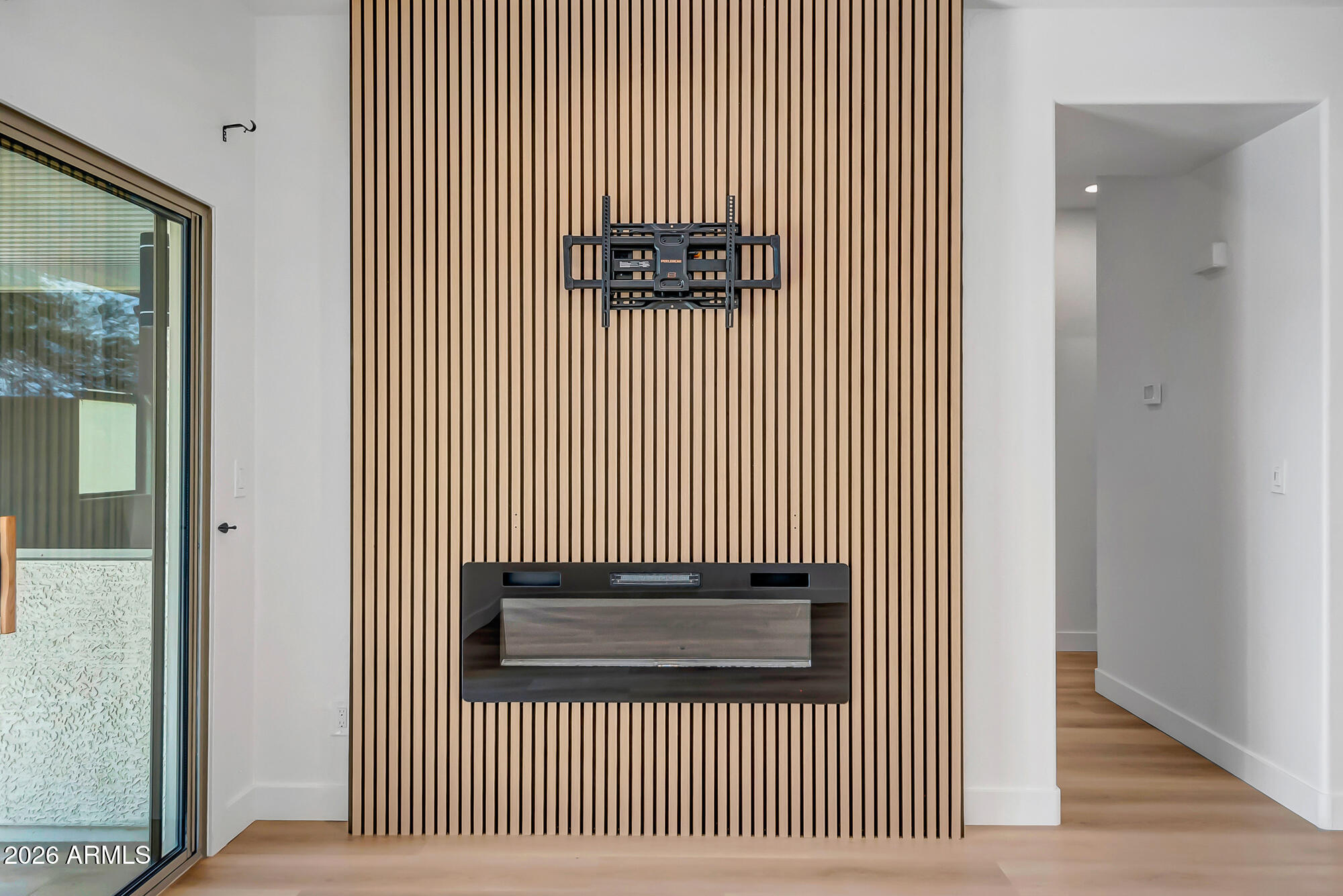 2579 W LEWIS AND CLARK Trail