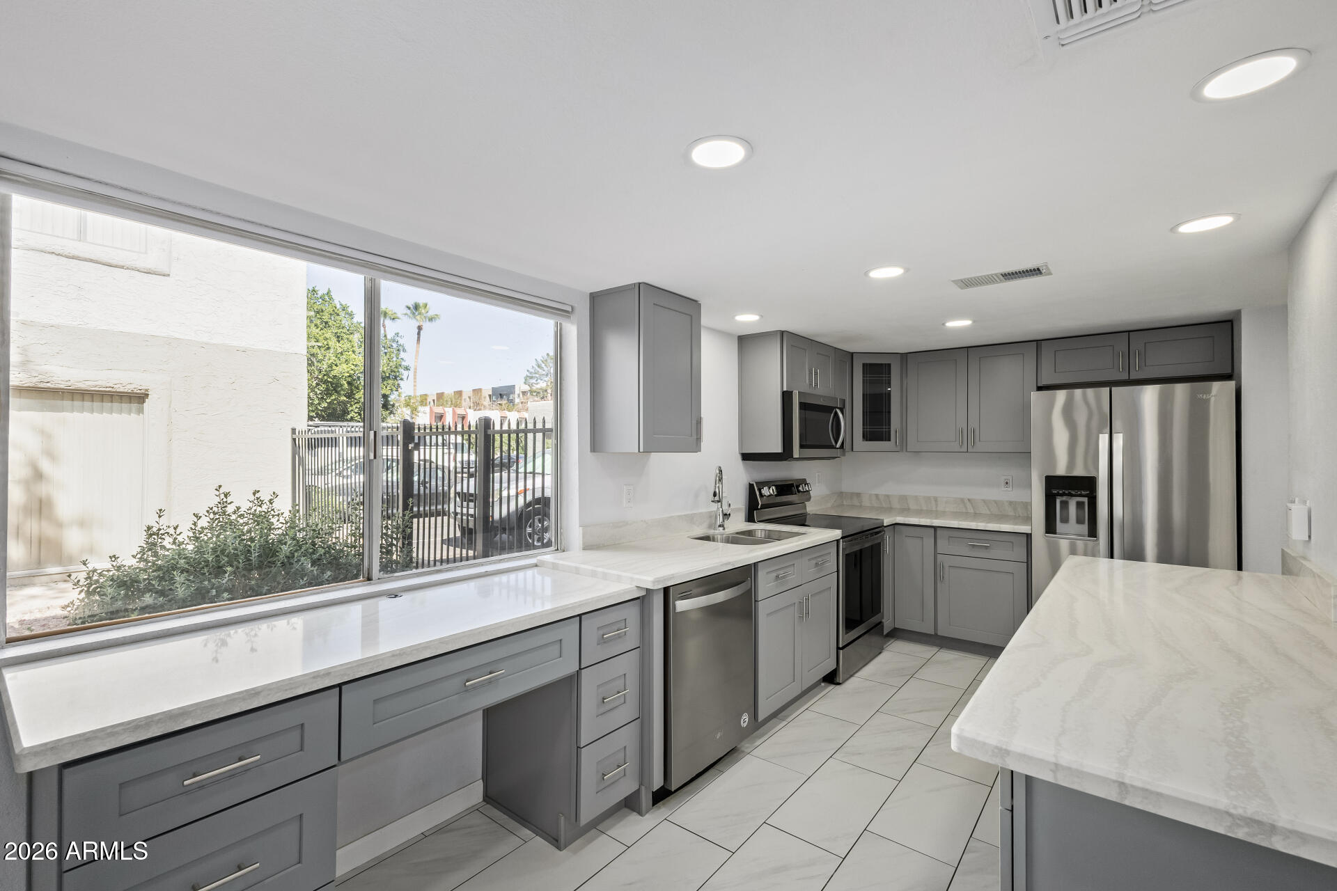 122 S HARDY Drive 50