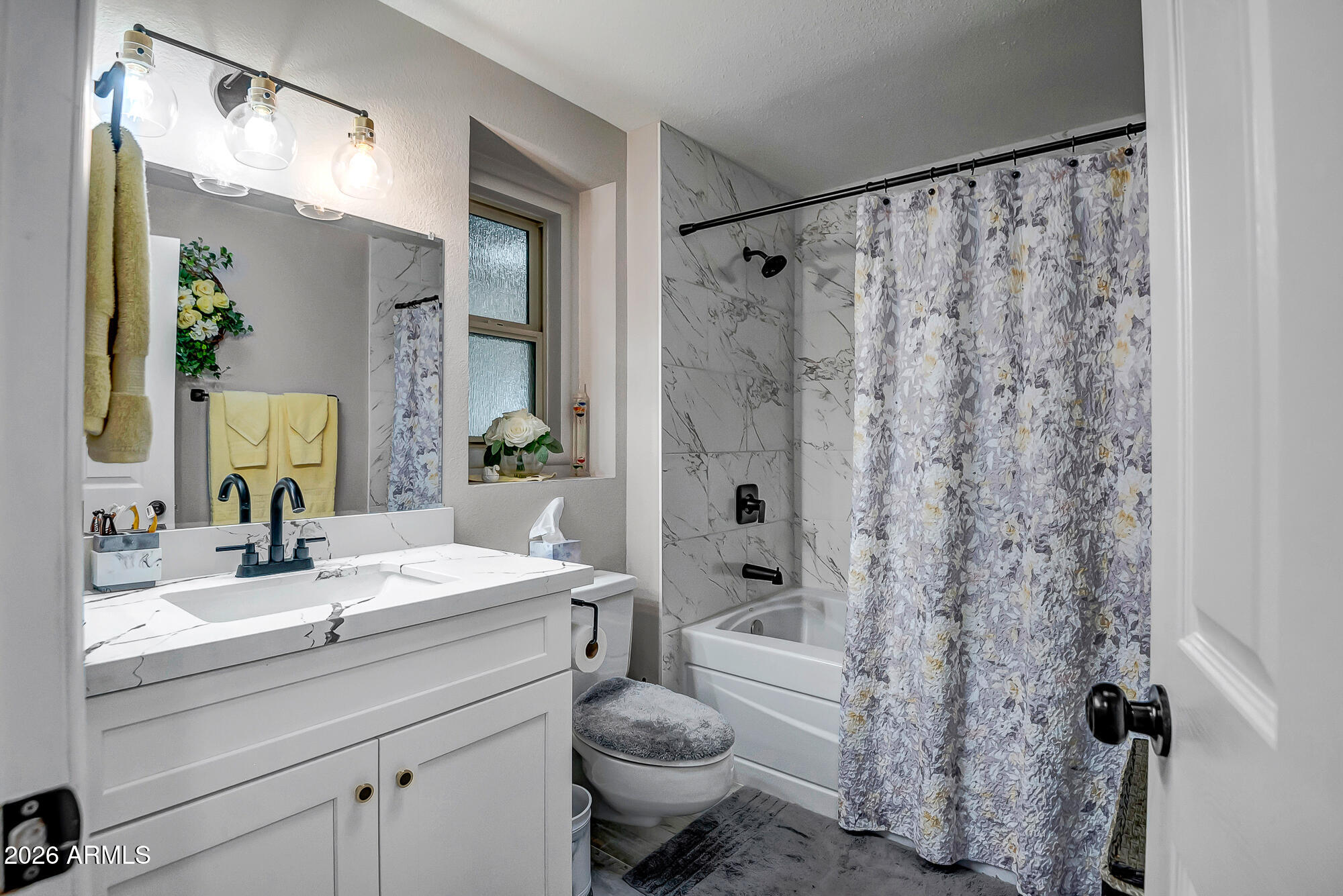 18414 N 104TH Avenue