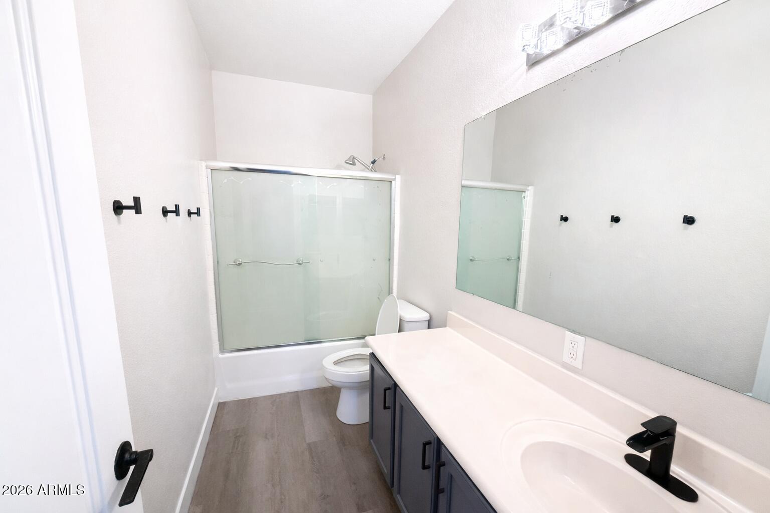 2633 E WATERVIEW Court