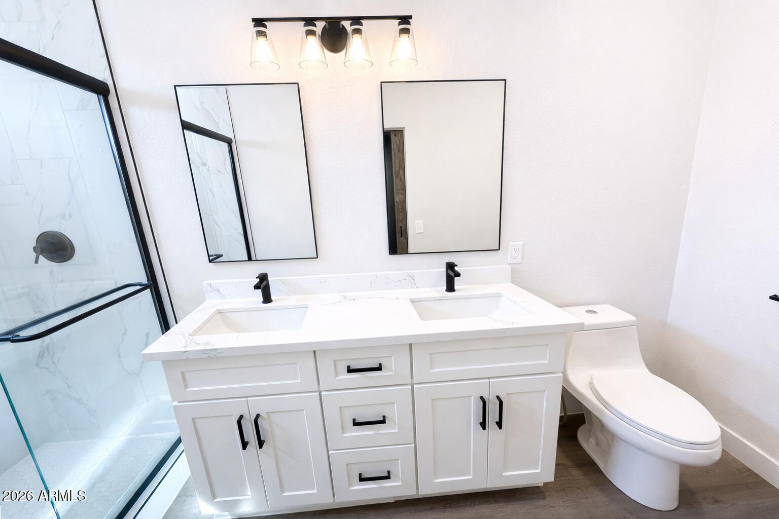 2633 E WATERVIEW Court