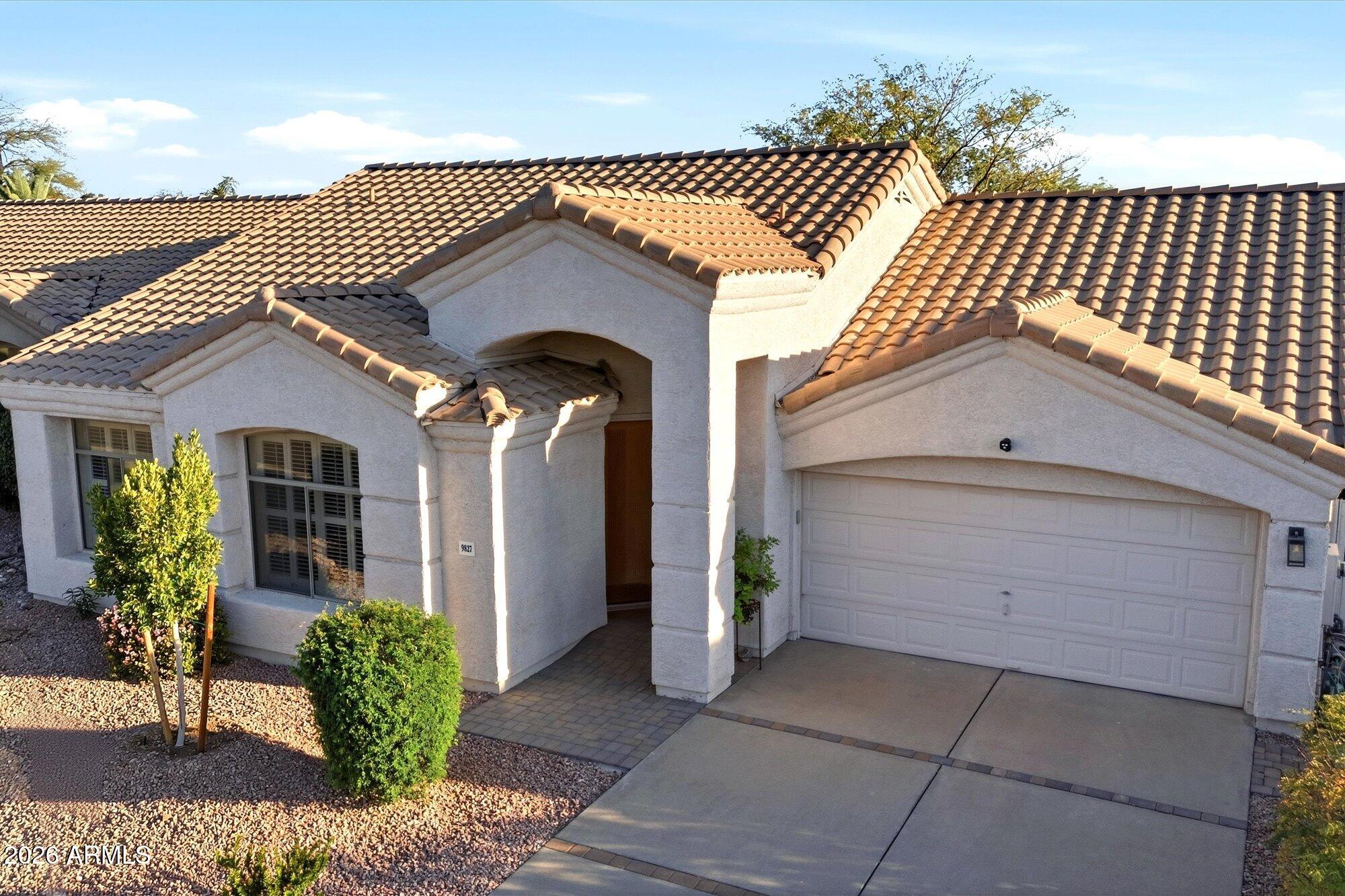 9827 E BLANCHE Drive