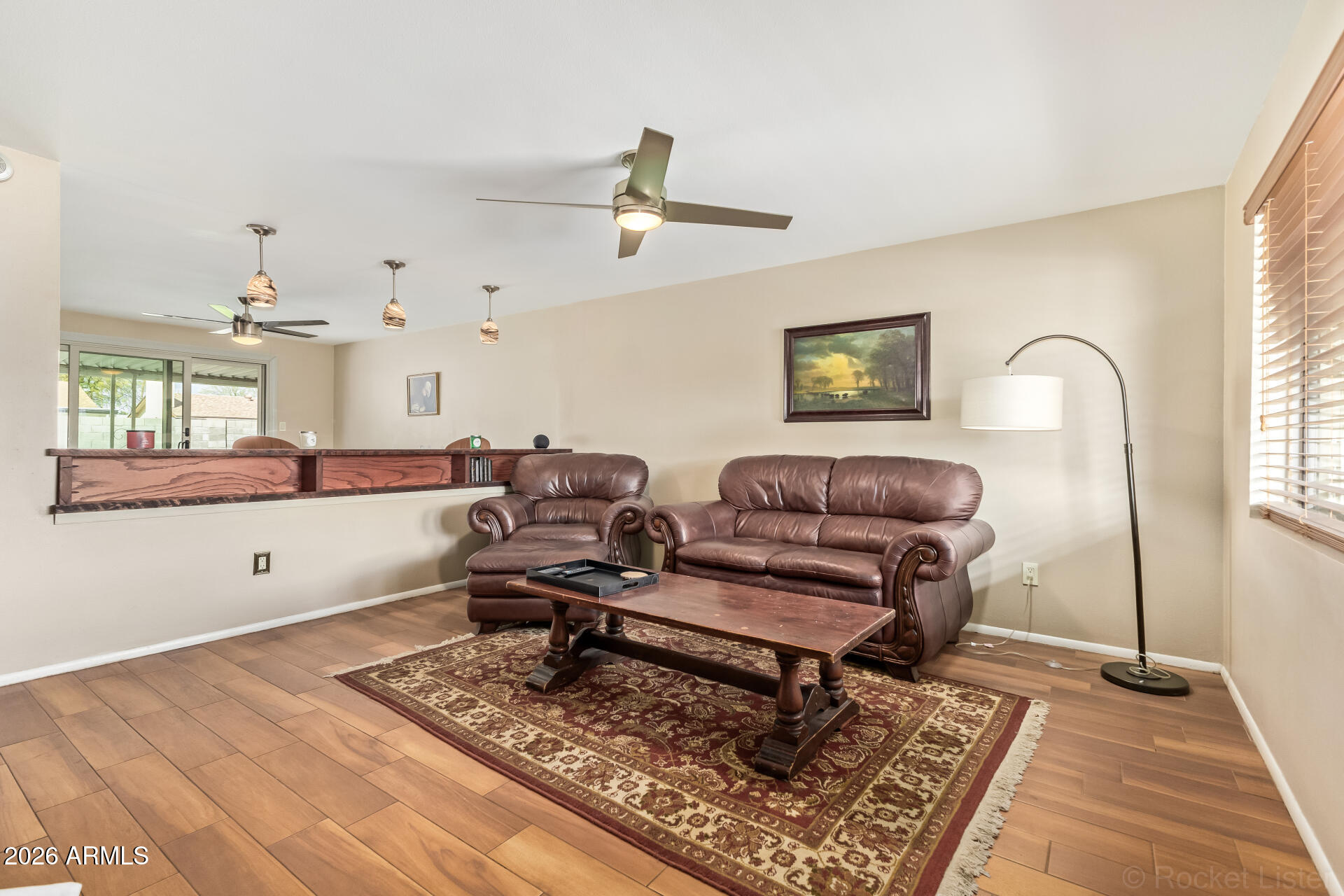 3932 E SURREY Avenue