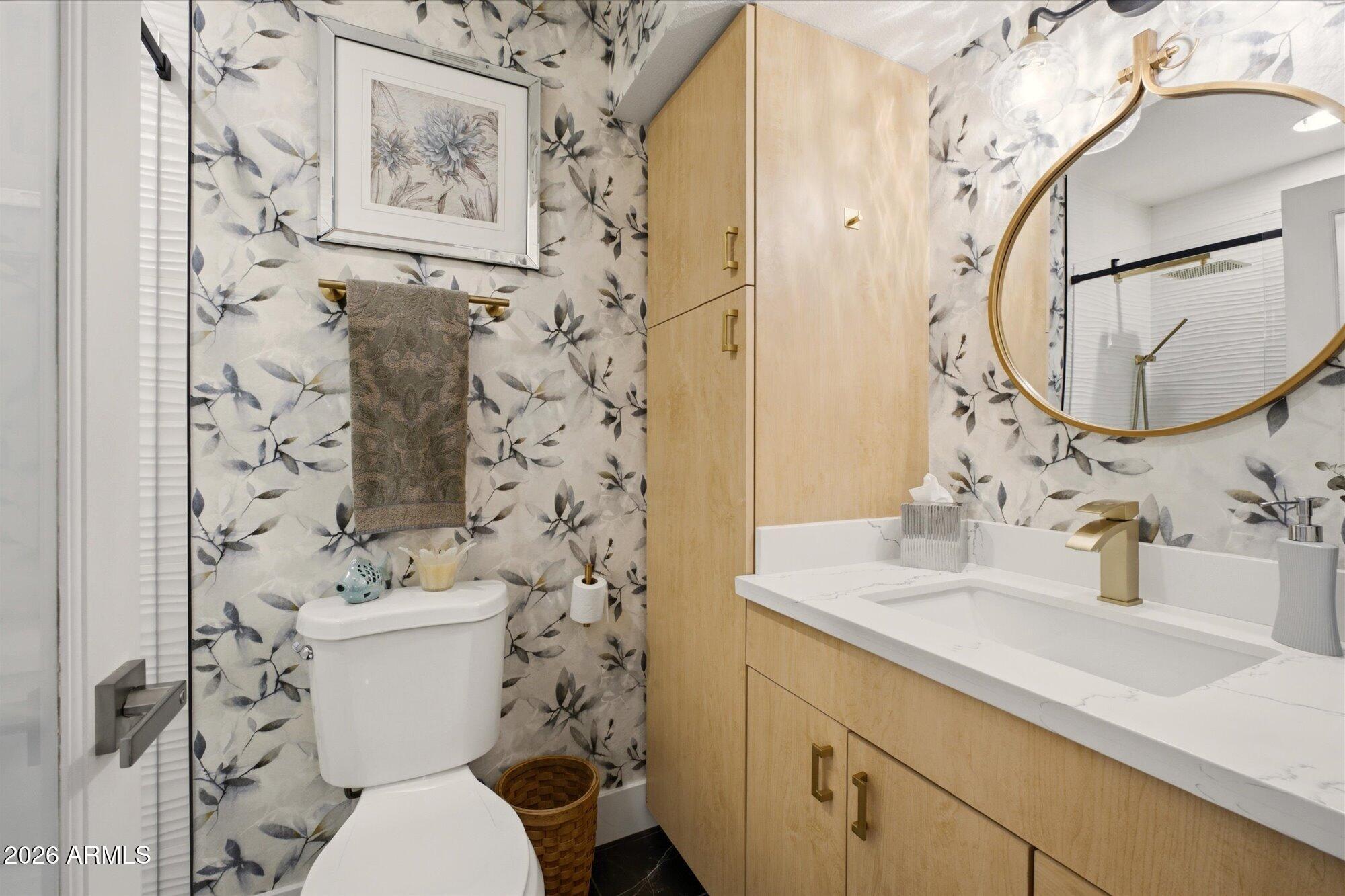 8212 E DEL CUARZO Drive