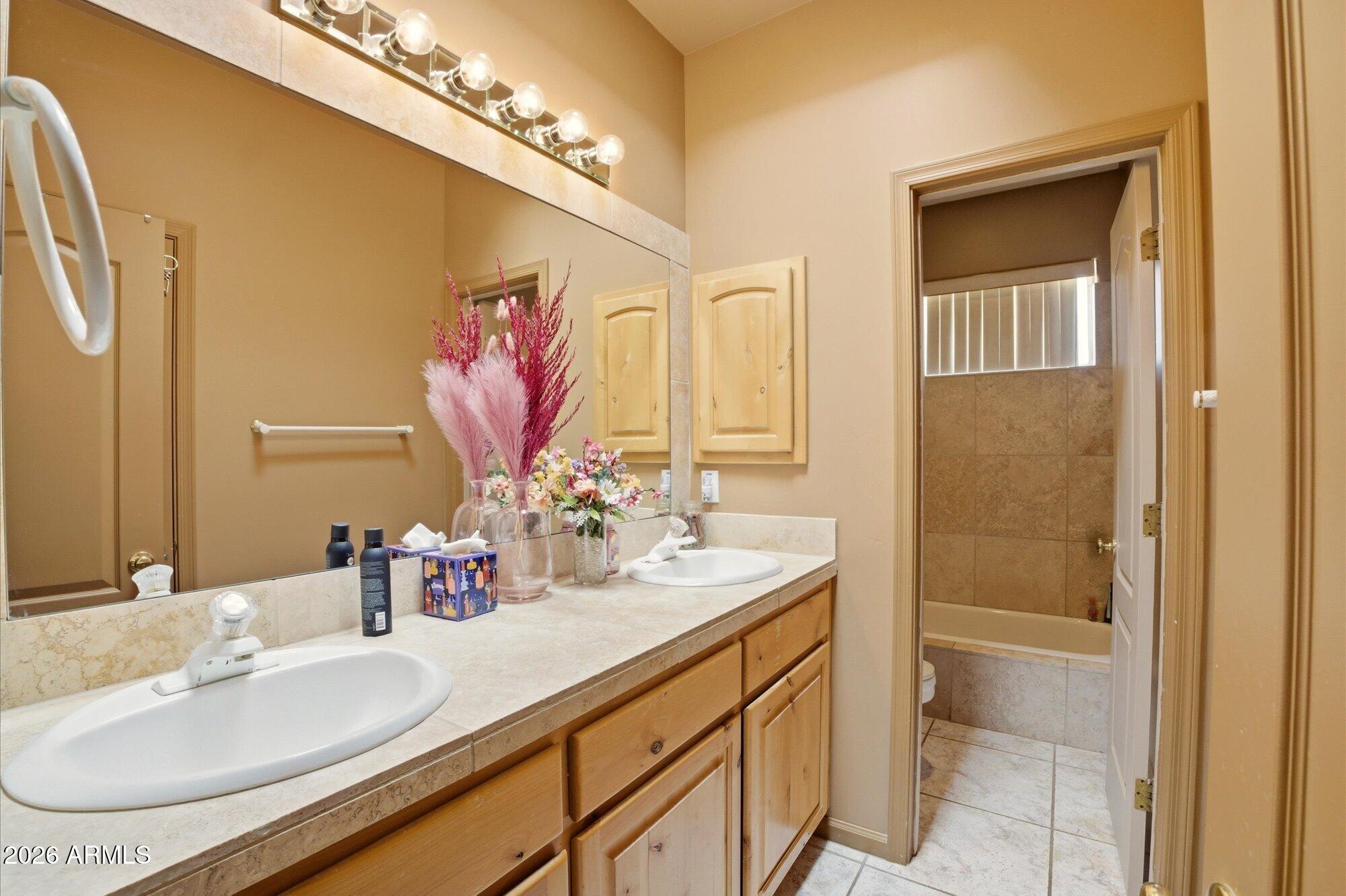 5938 E WINDSTONE Trail