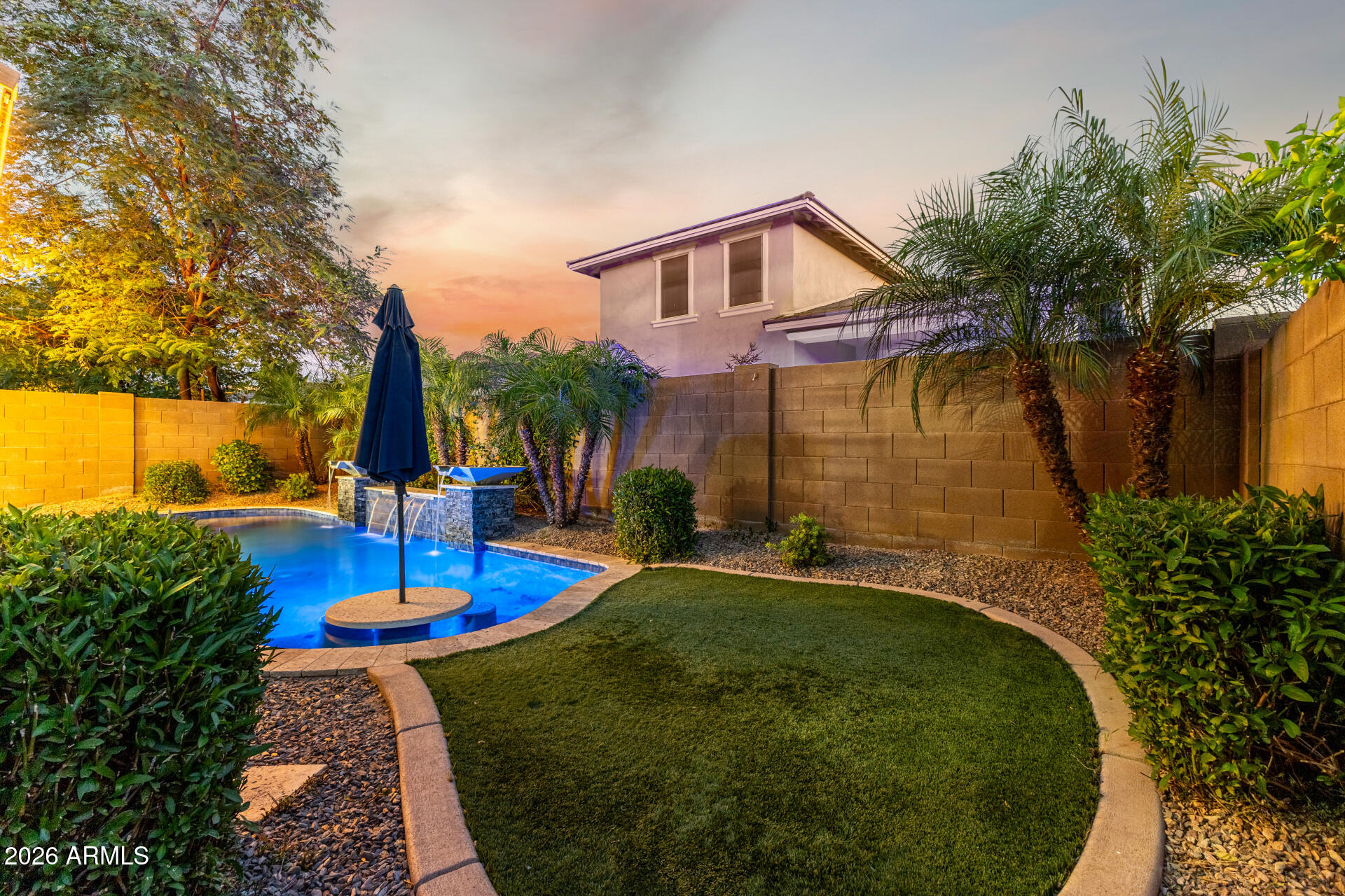 10529 E DURANT Drive