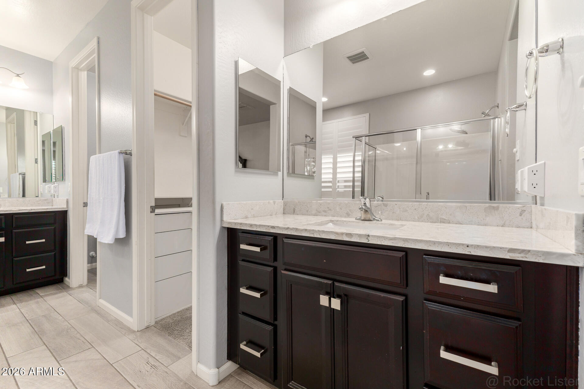 10529 E DURANT Drive