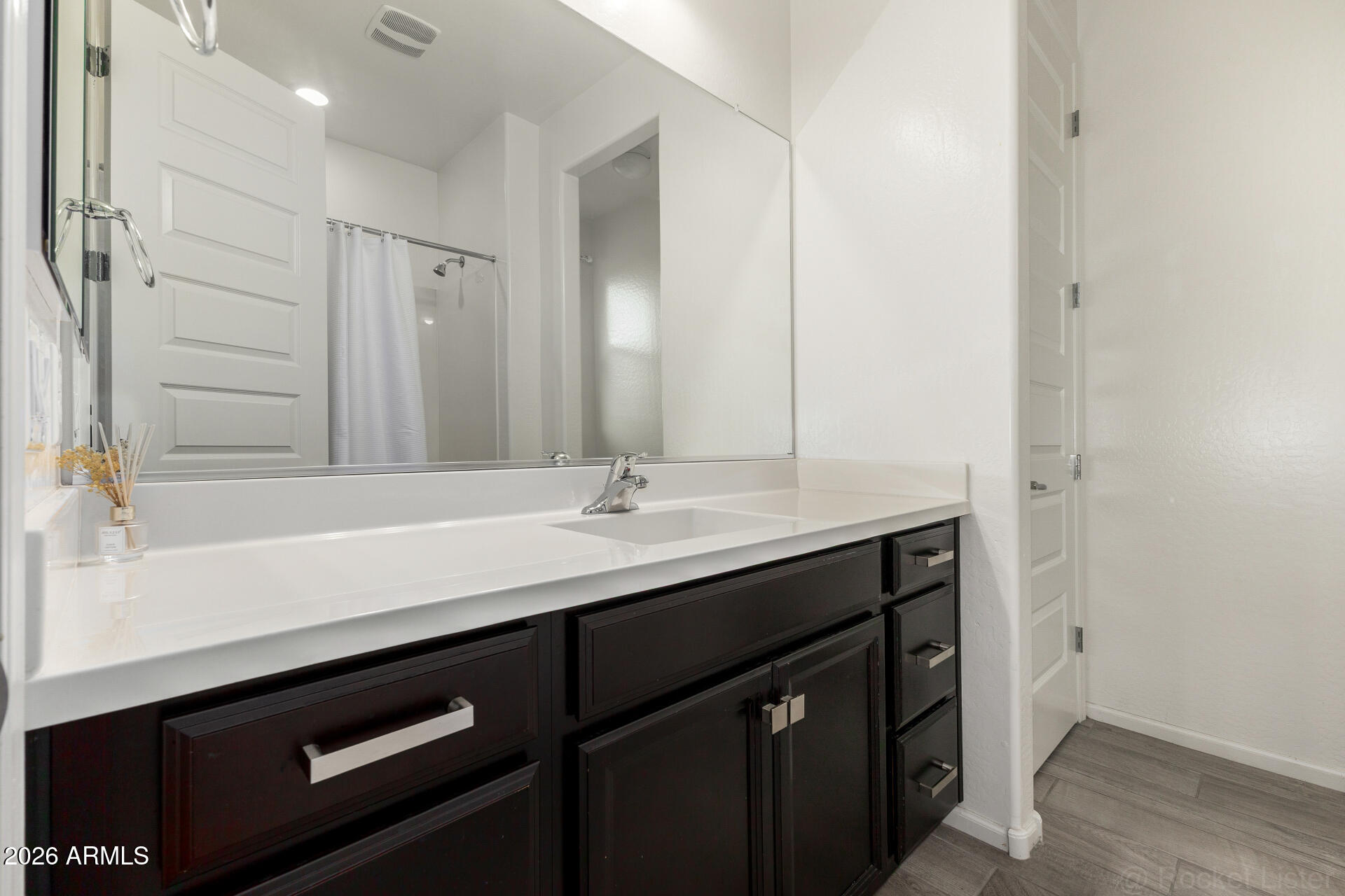 10529 E DURANT Drive