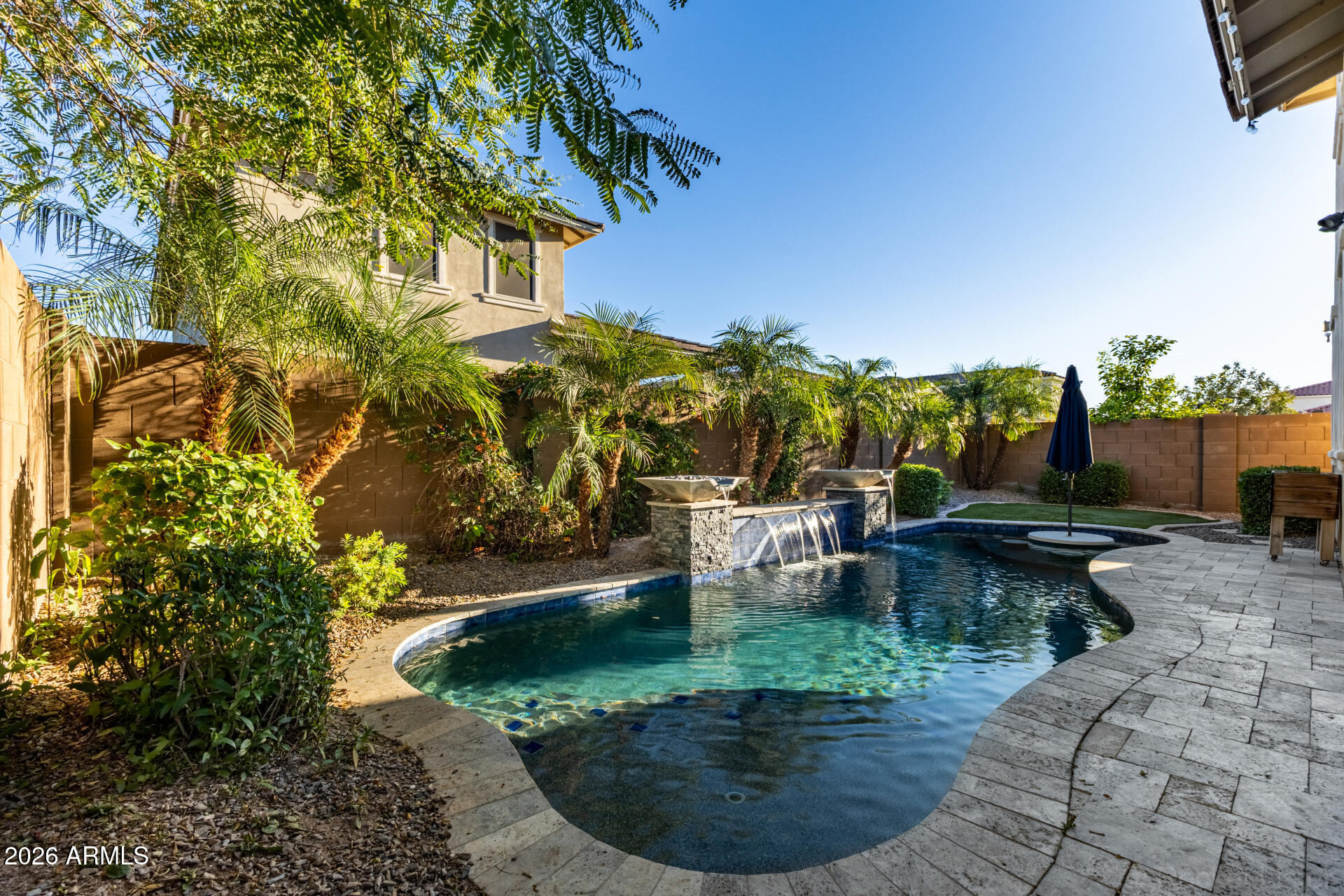 10529 E DURANT Drive