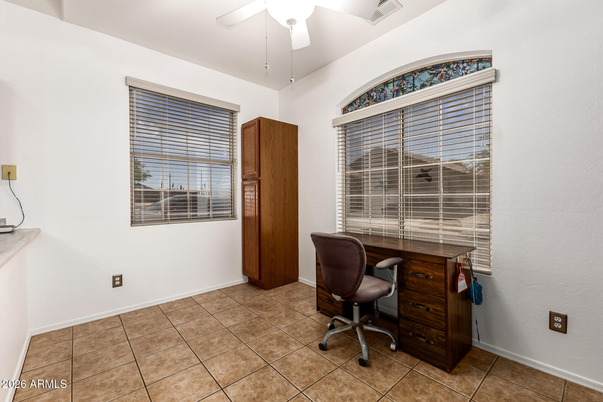 8802 E UNIVERSITY Drive 10