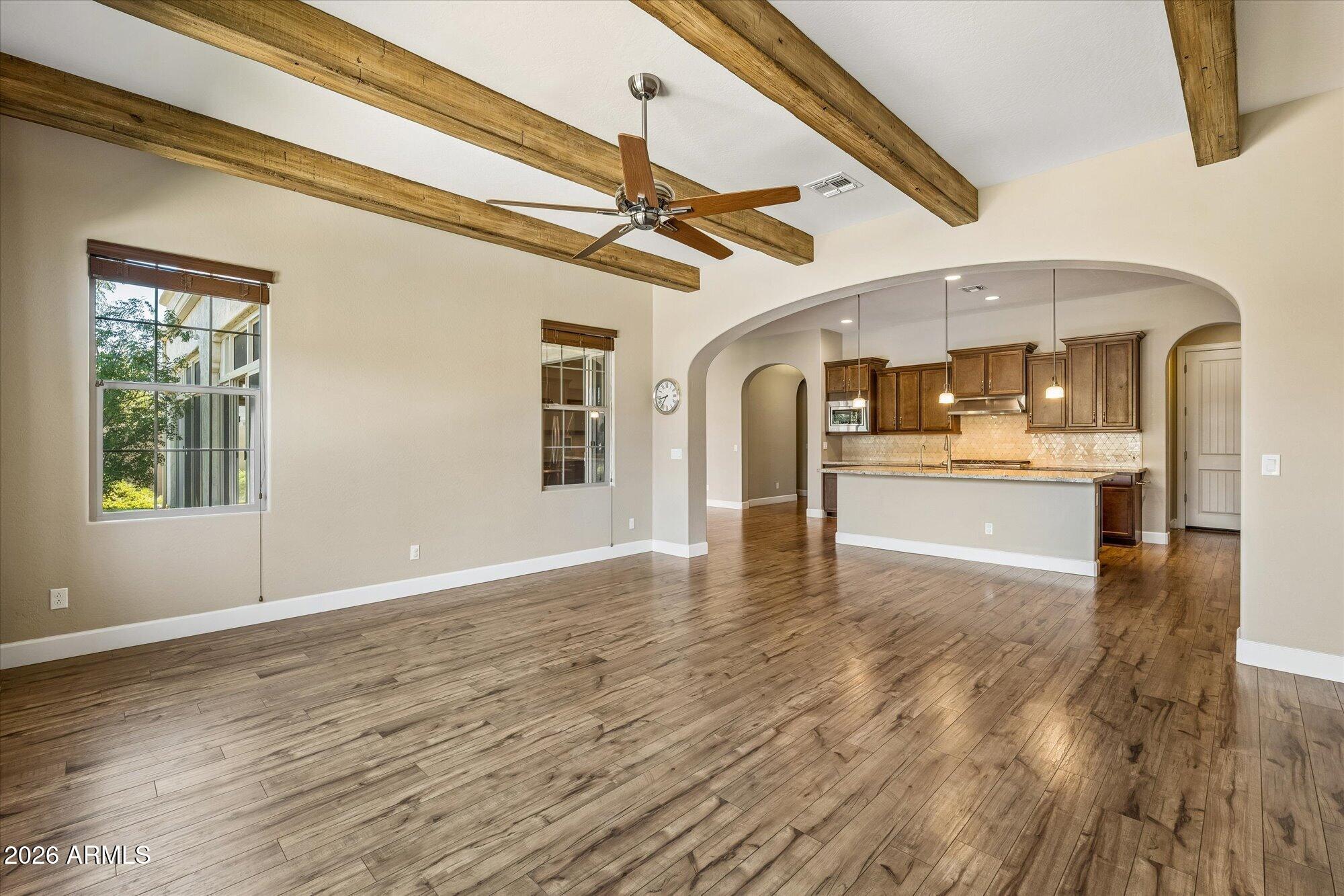 3962 E REDWOOD Place