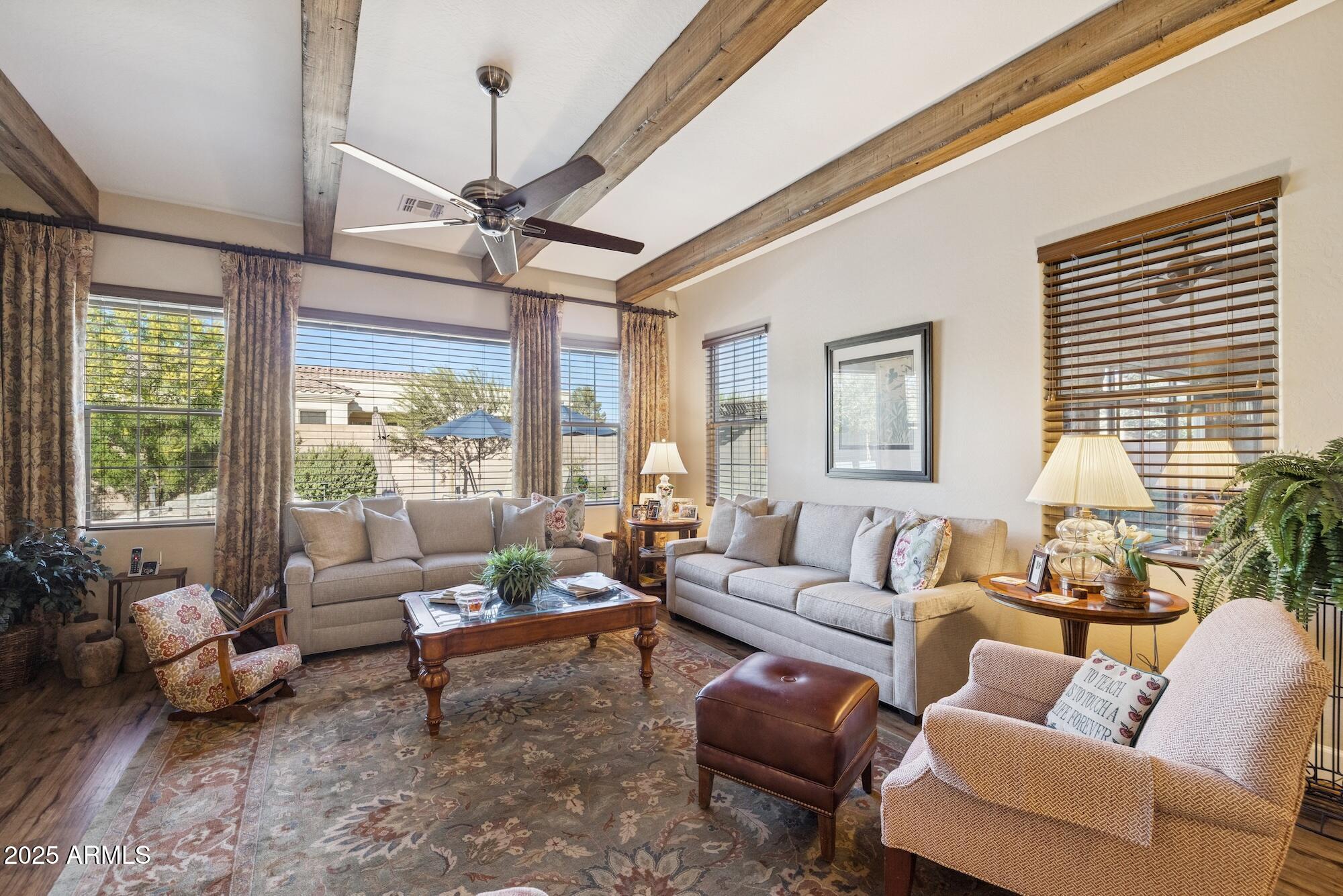 3962 E REDWOOD Place