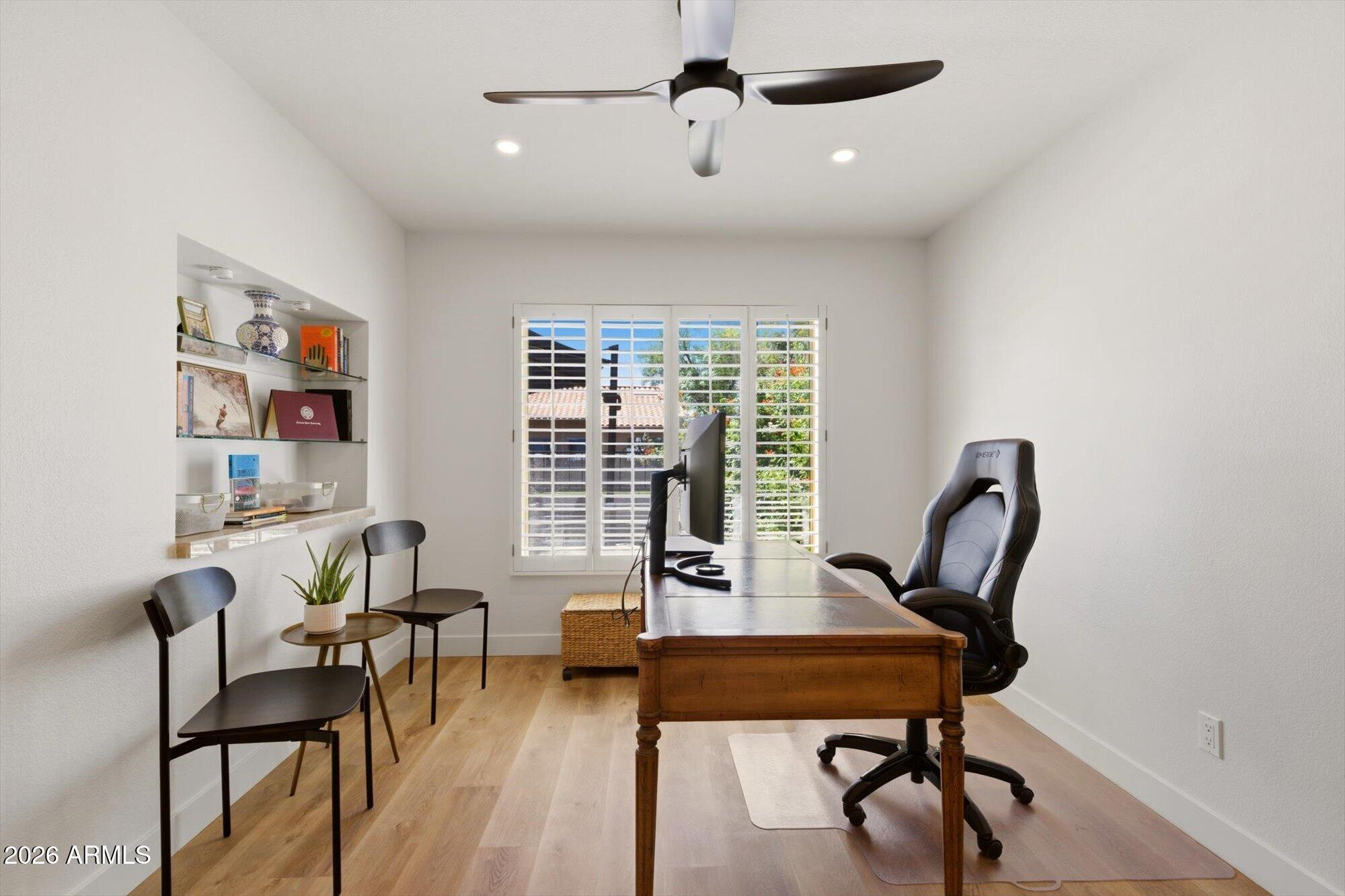 8167 E DEL CAVERNA Drive