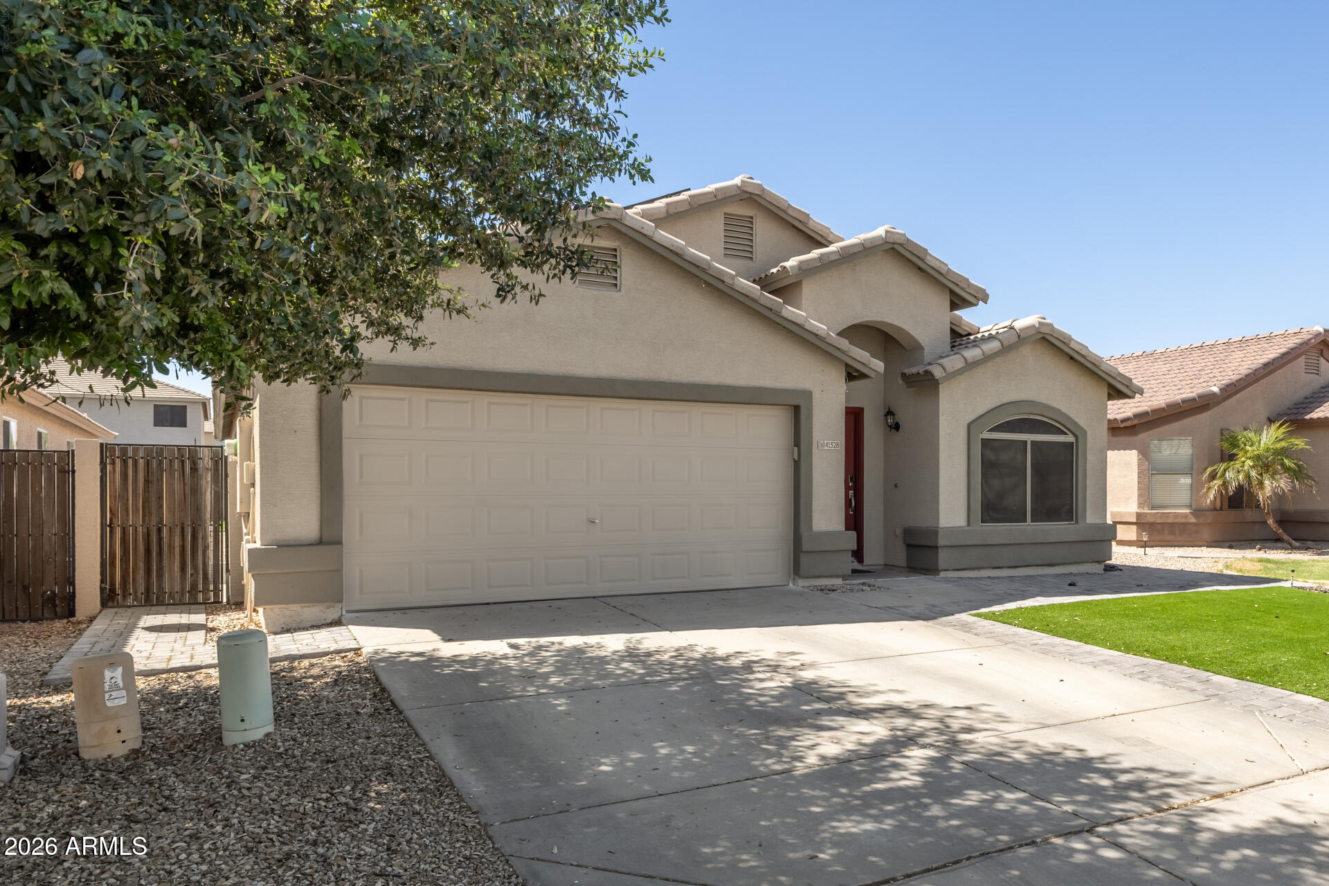 41528 N MAPLE Lane