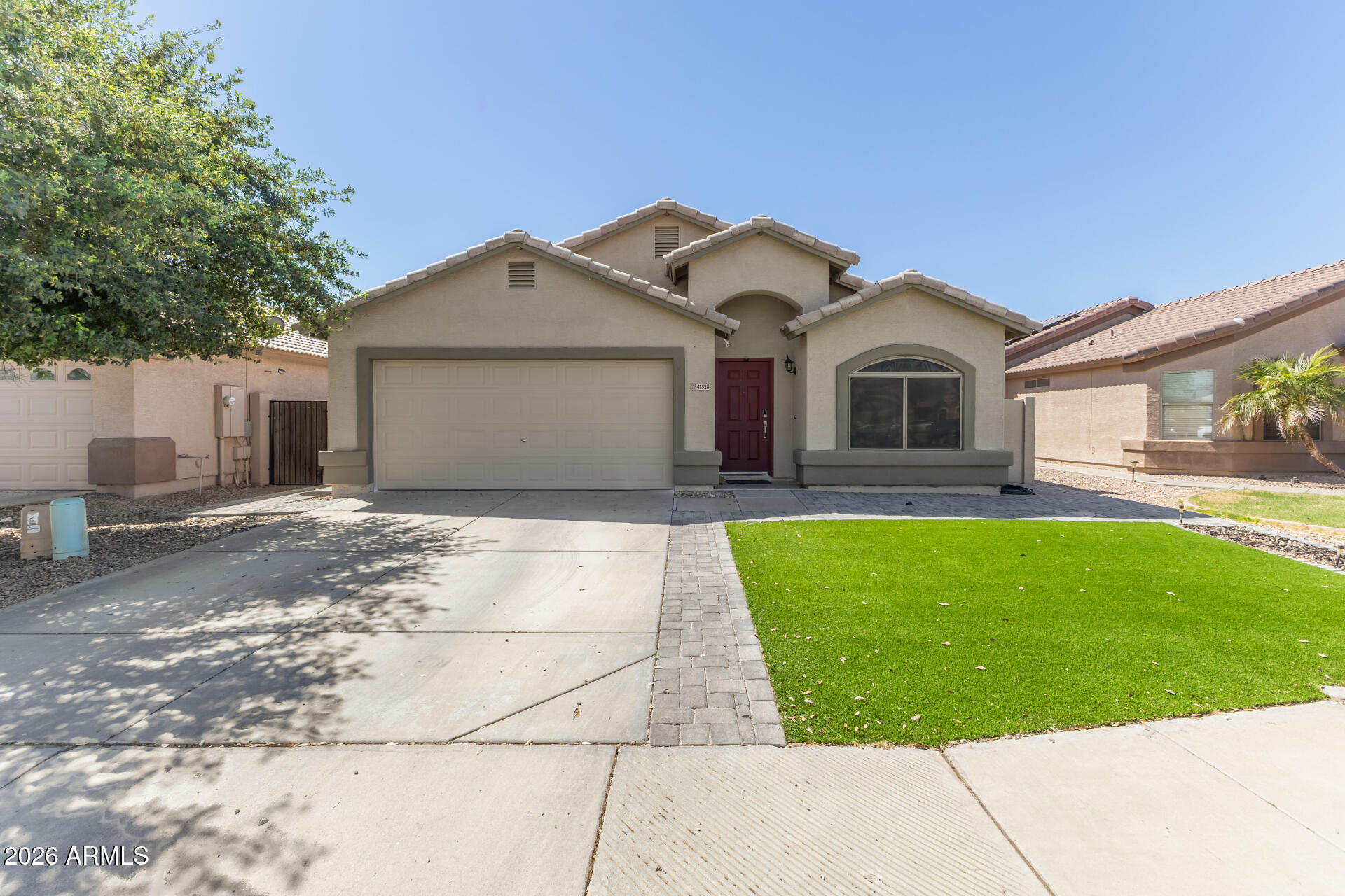 41528 N MAPLE Lane