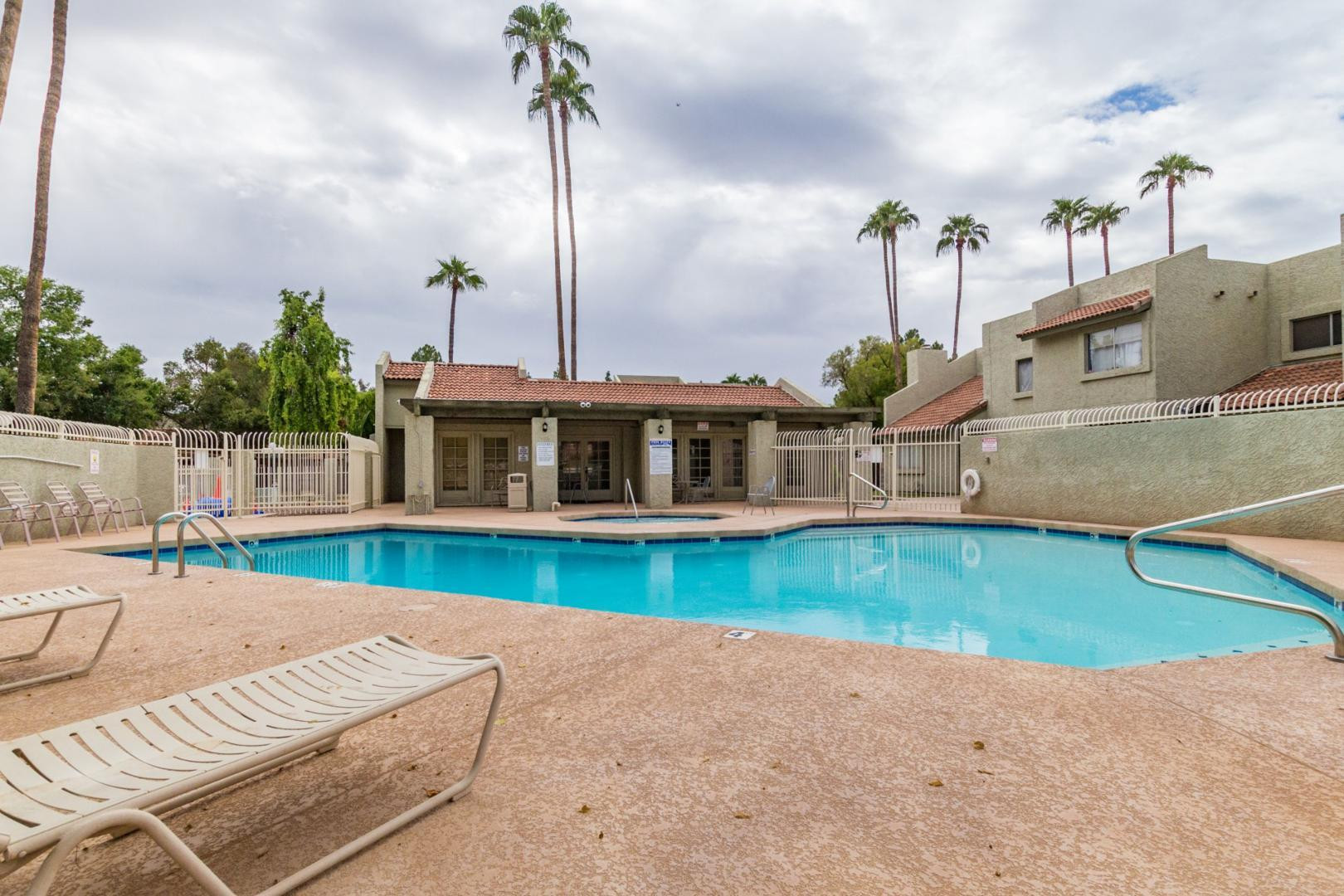 222 W Brown Road 104