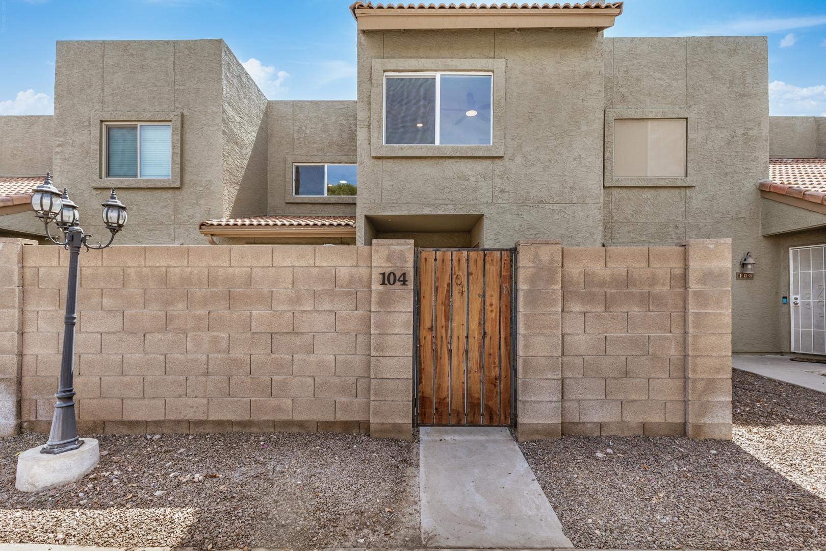 222 W Brown Road 104