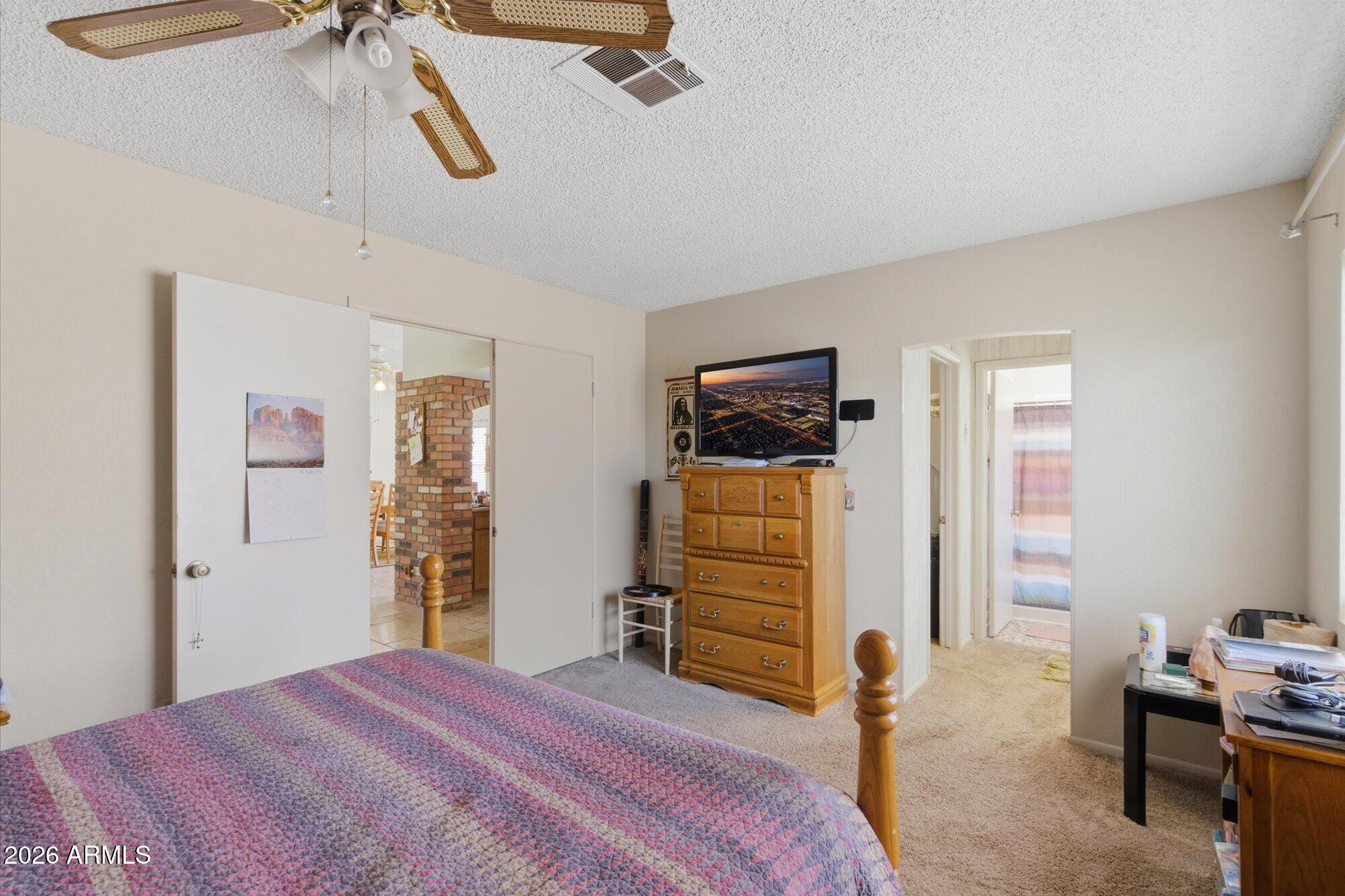 232 W VILLA MARIA Drive