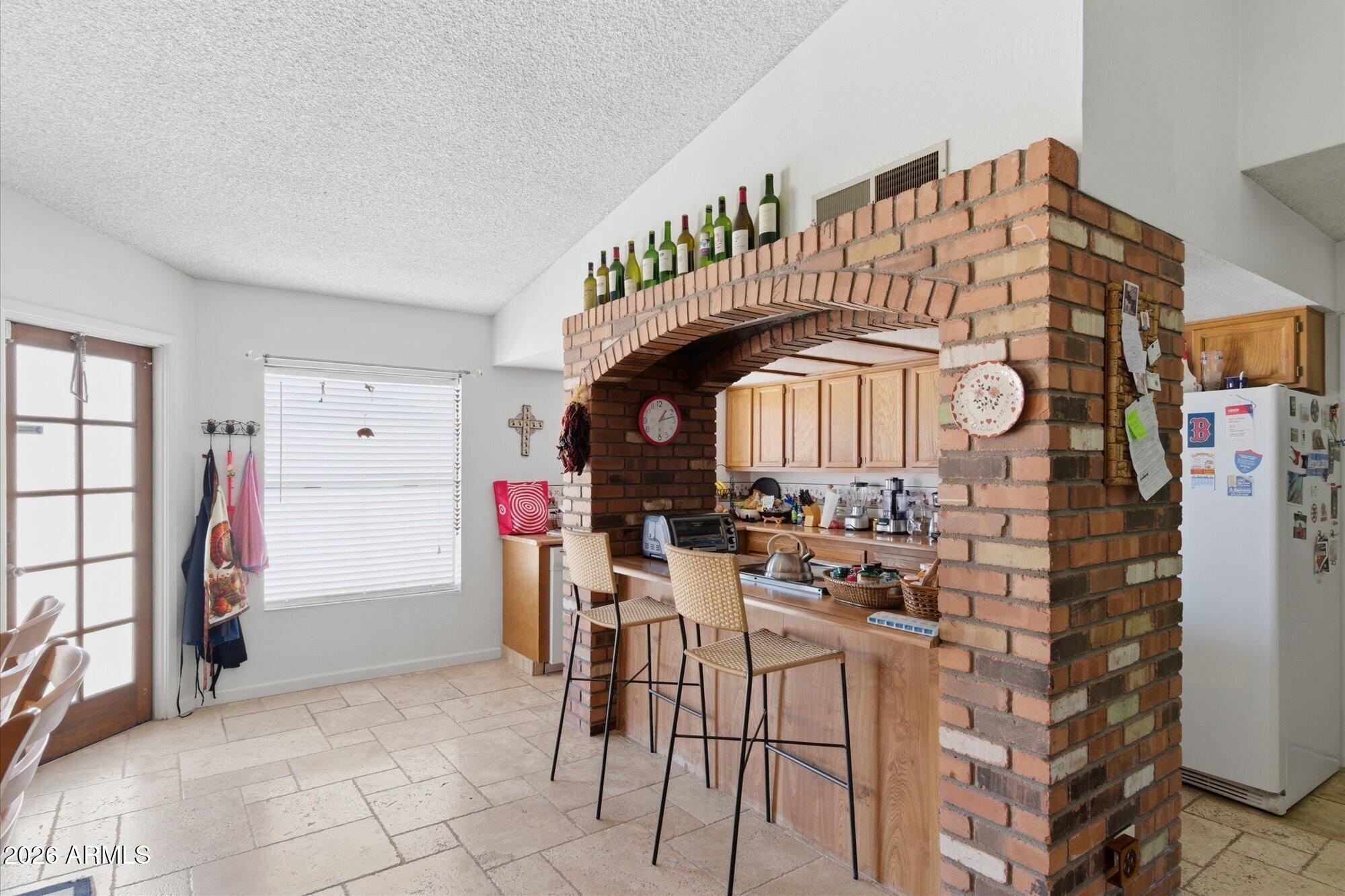 232 W VILLA MARIA Drive