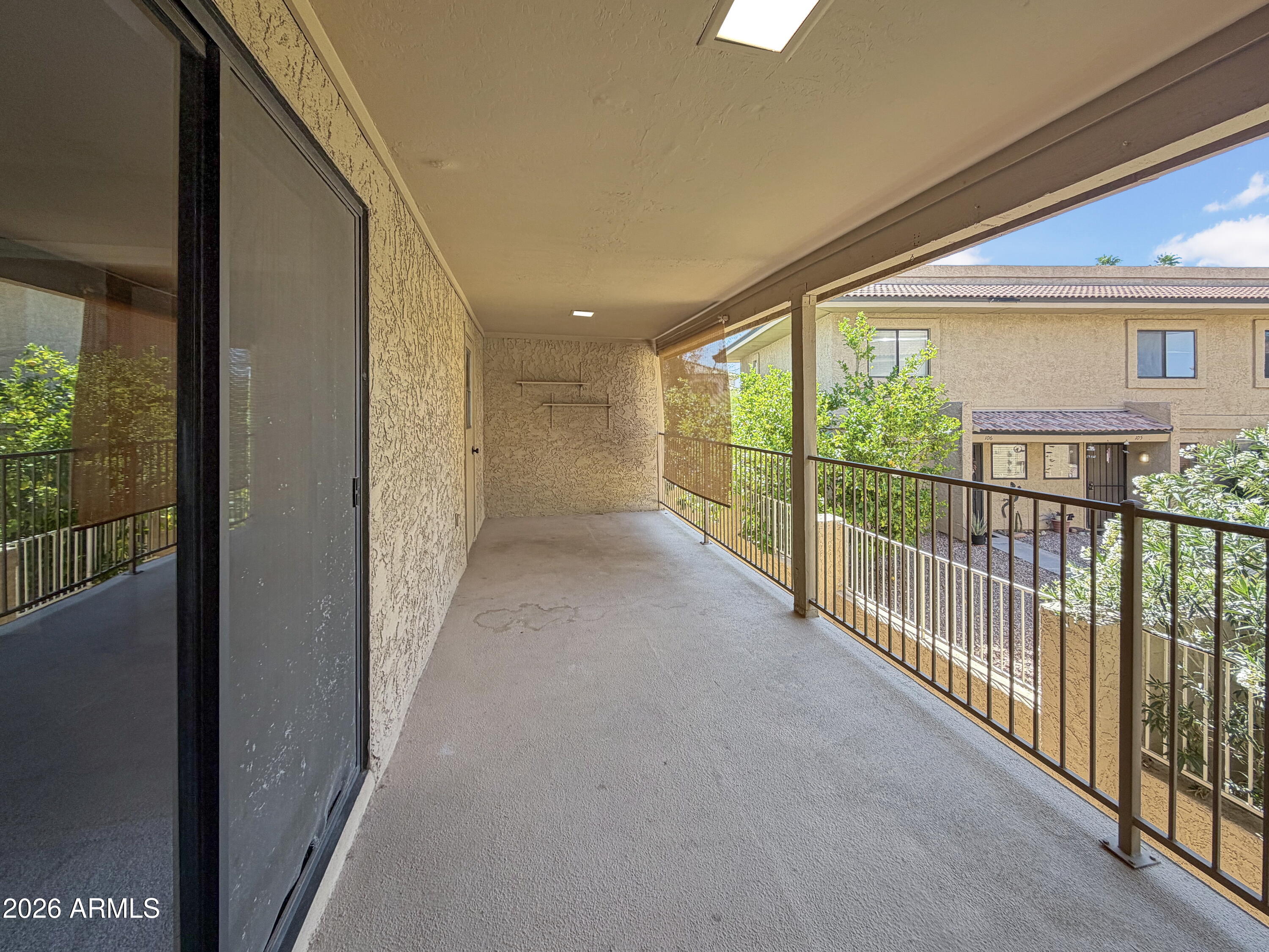 12635 N LA MONTANA Drive N 6