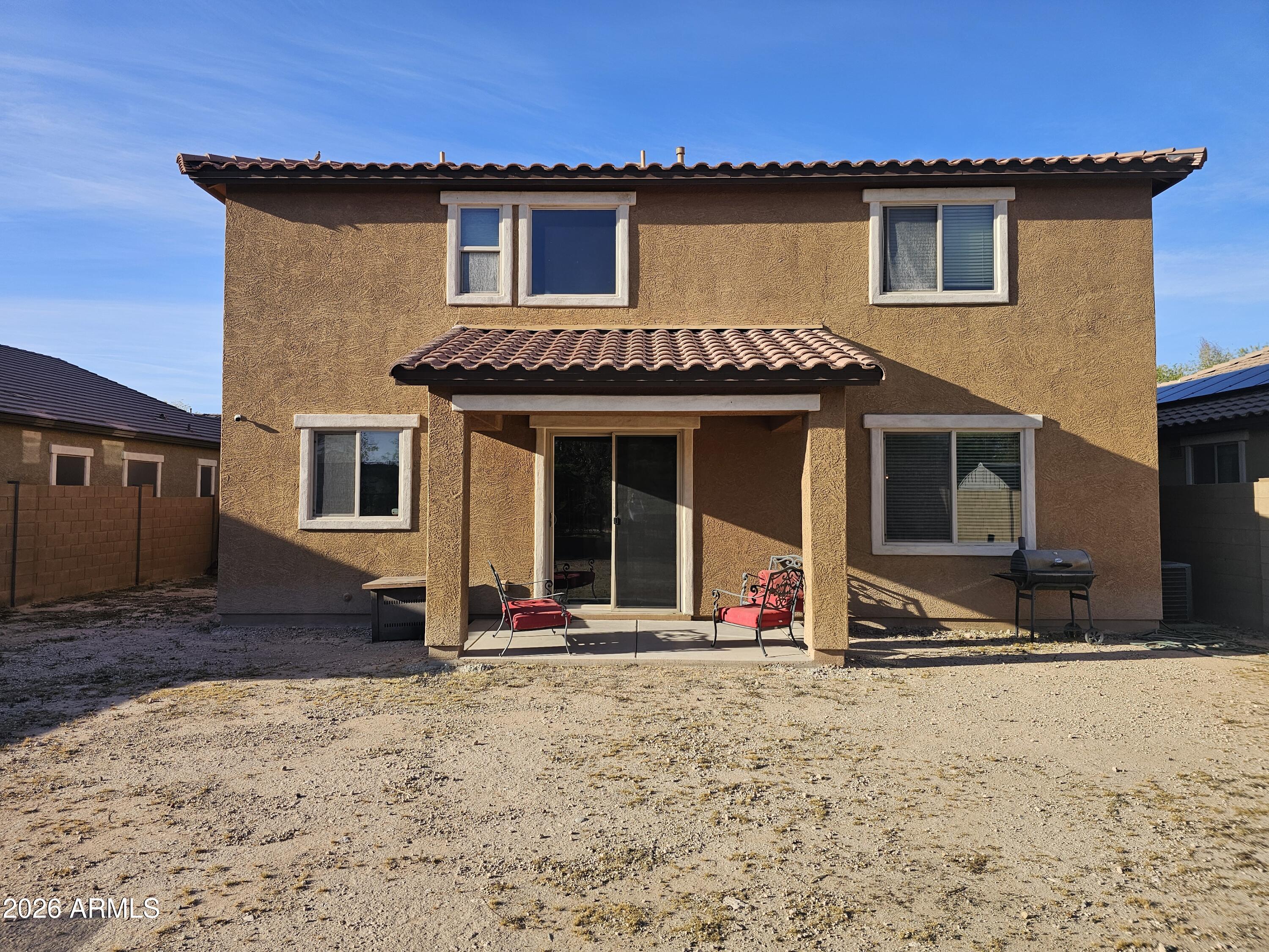 12209 W DAVIS Lane
