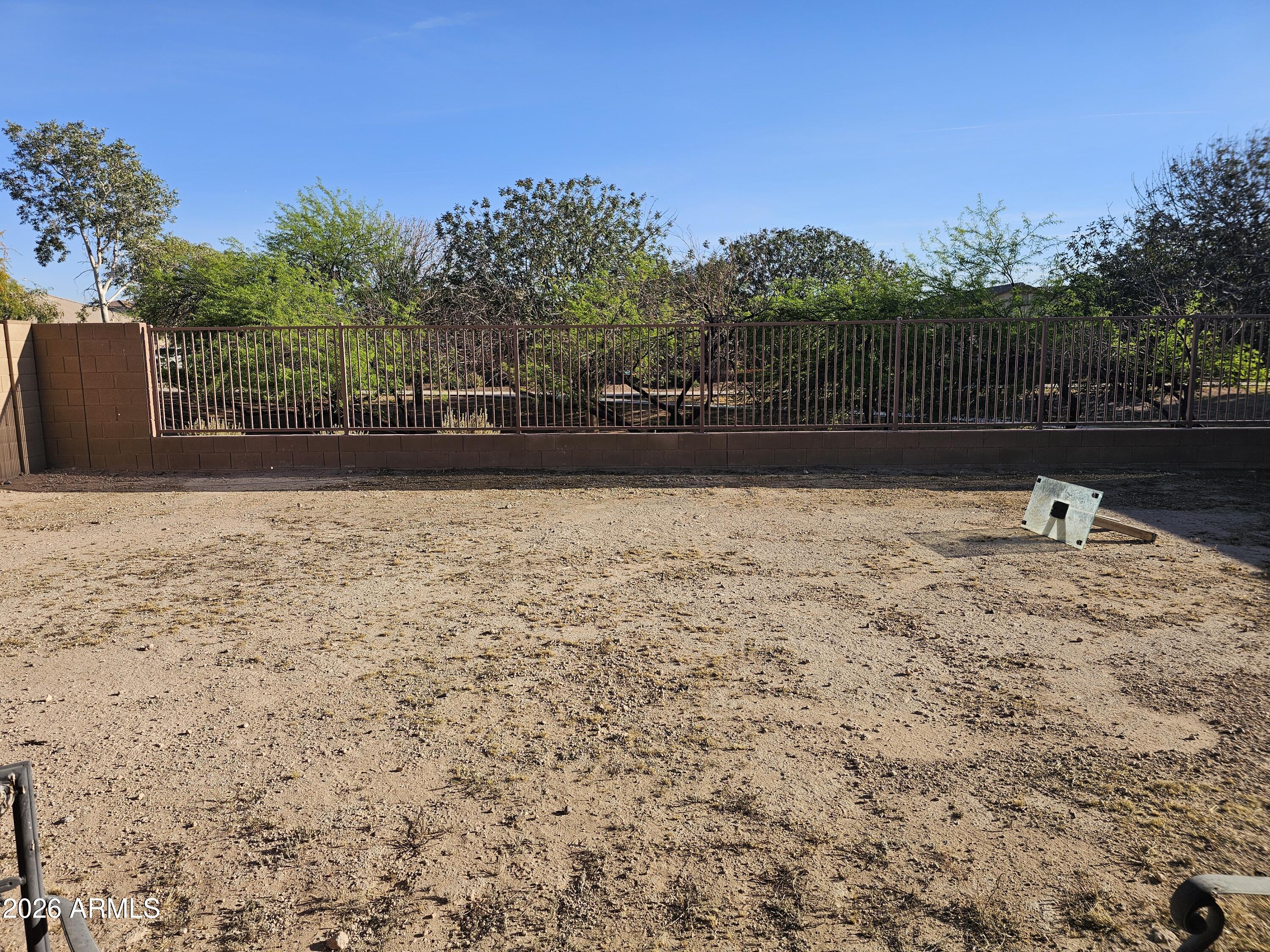 12209 W DAVIS Lane