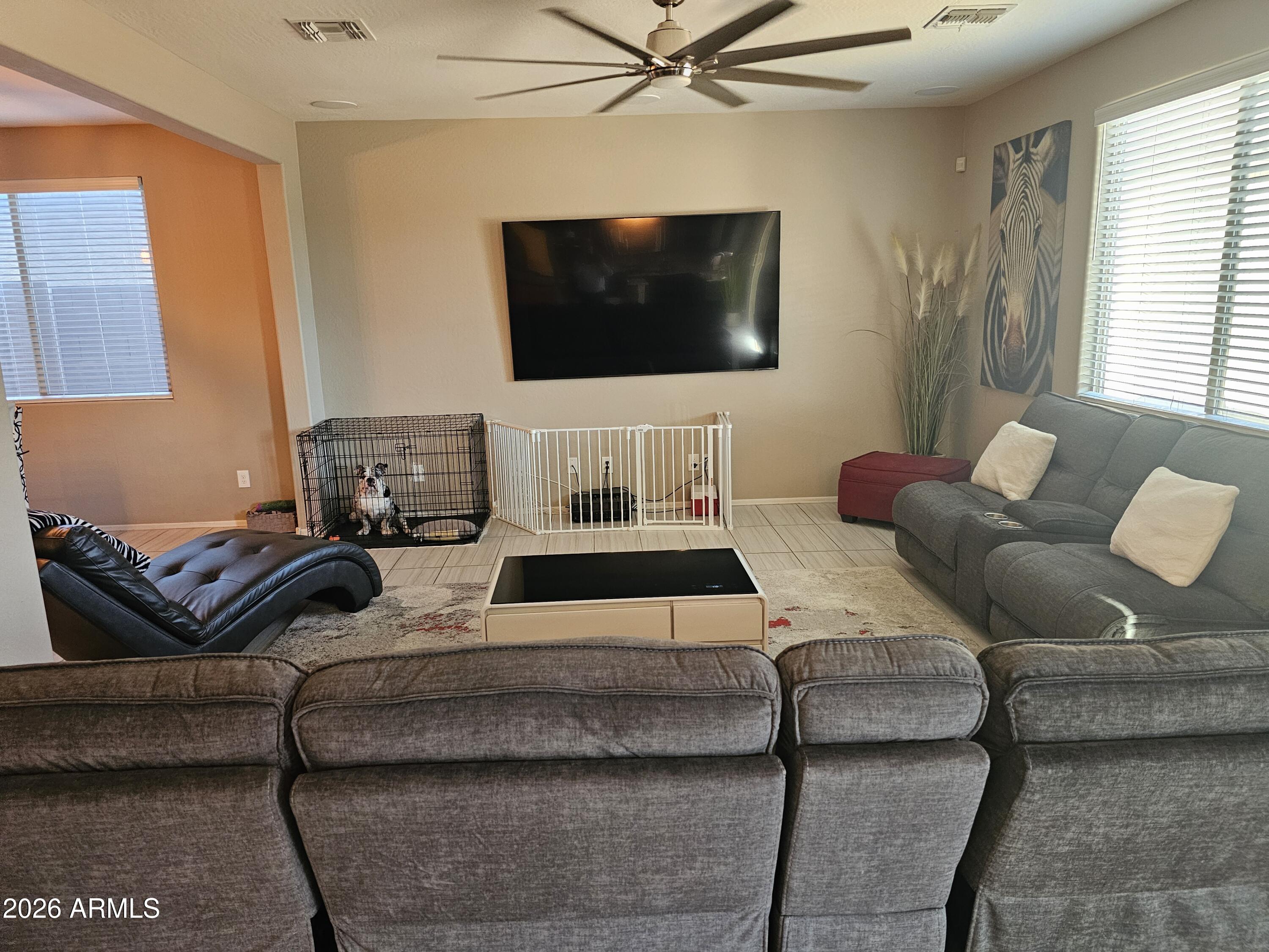 12209 W DAVIS Lane