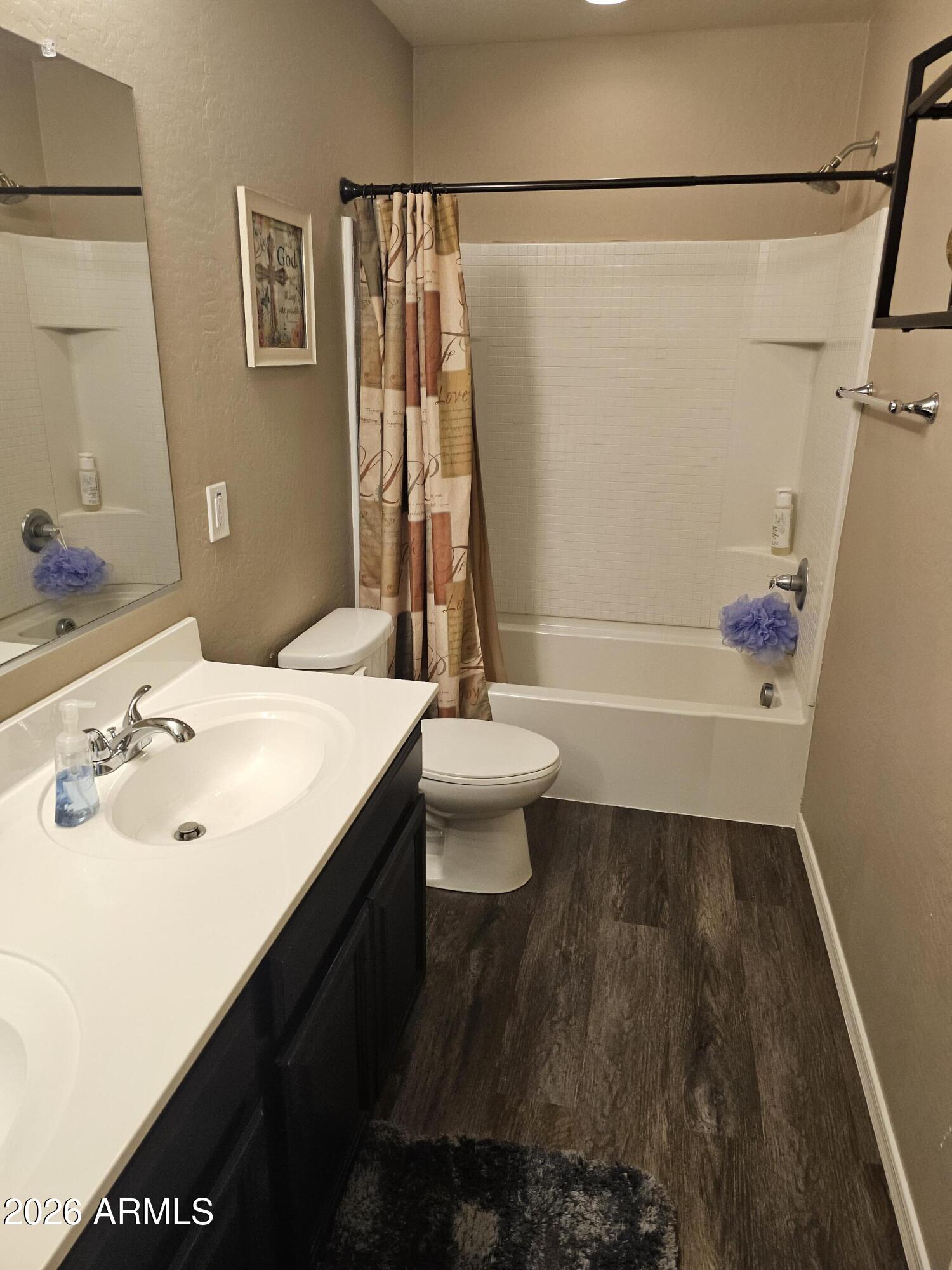 12209 W DAVIS Lane