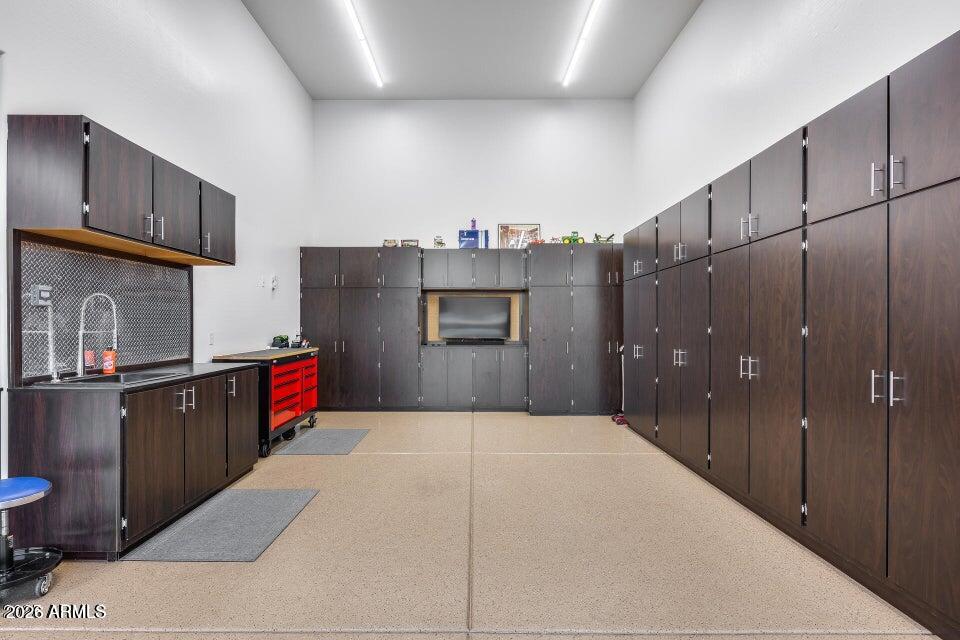 7844 W MOLLY Drive