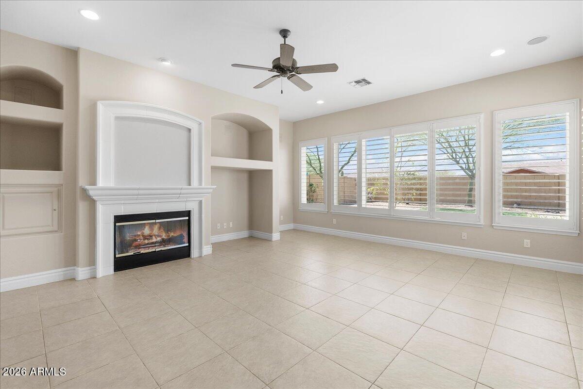 17657 W WILLOW Drive