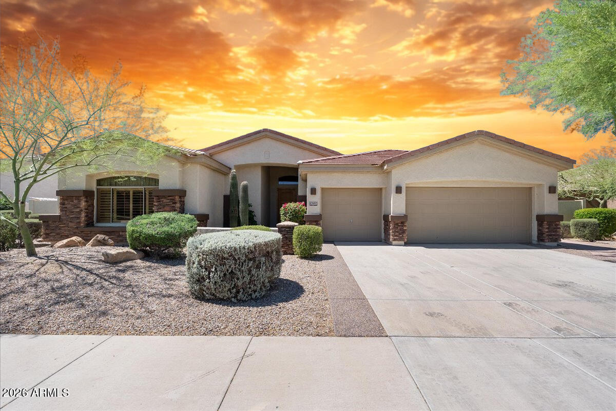 17657 W WILLOW Drive