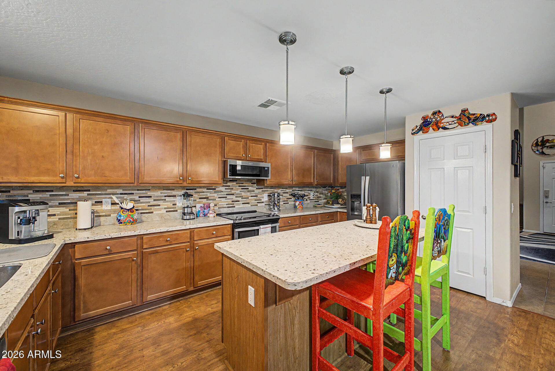2803 W ANGEL Way