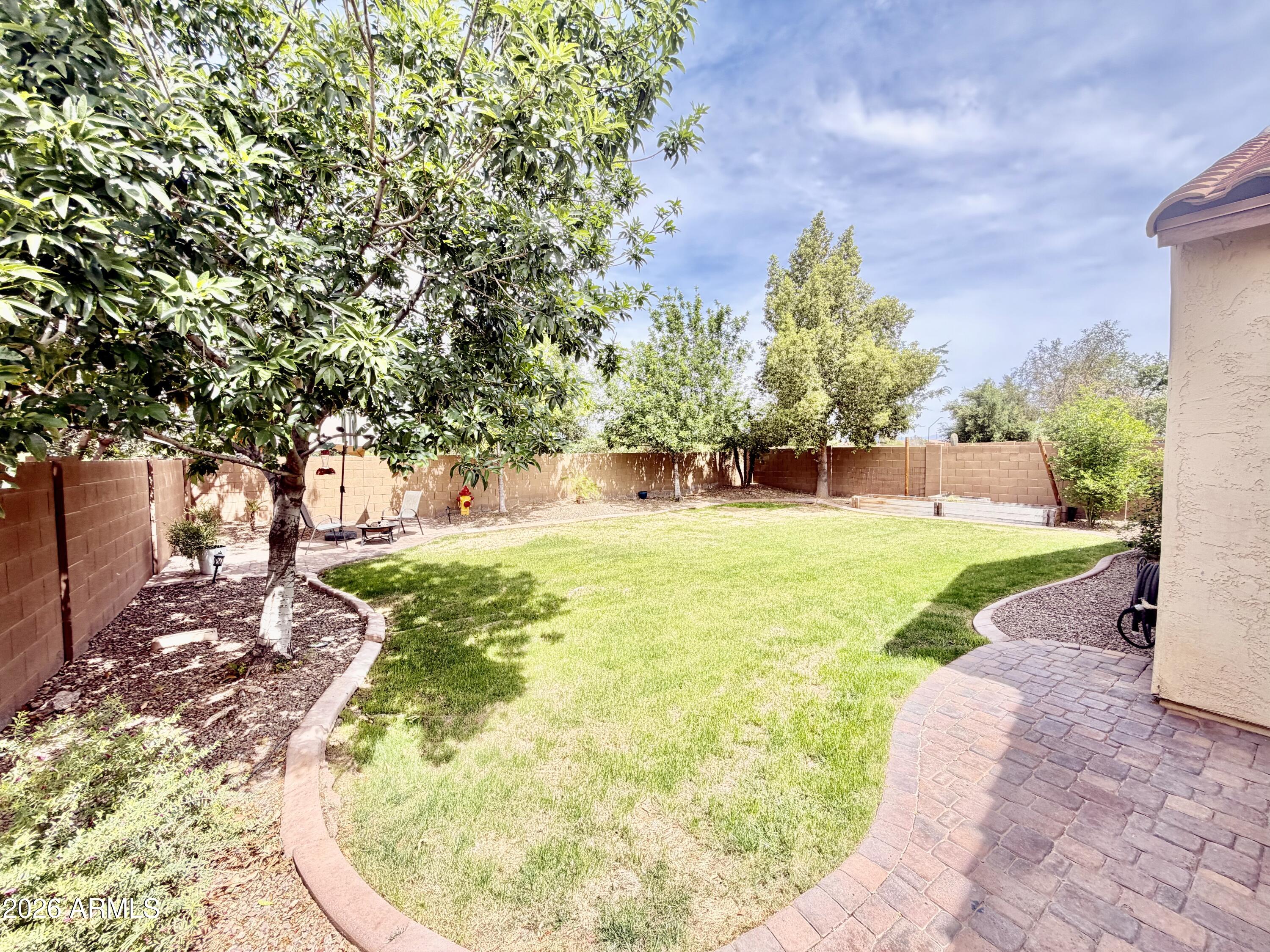 3626 N EMERALD CREEK Drive