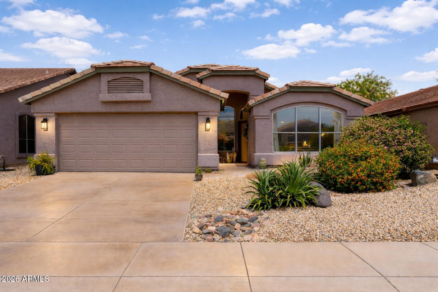 4712 E ADOBE Drive