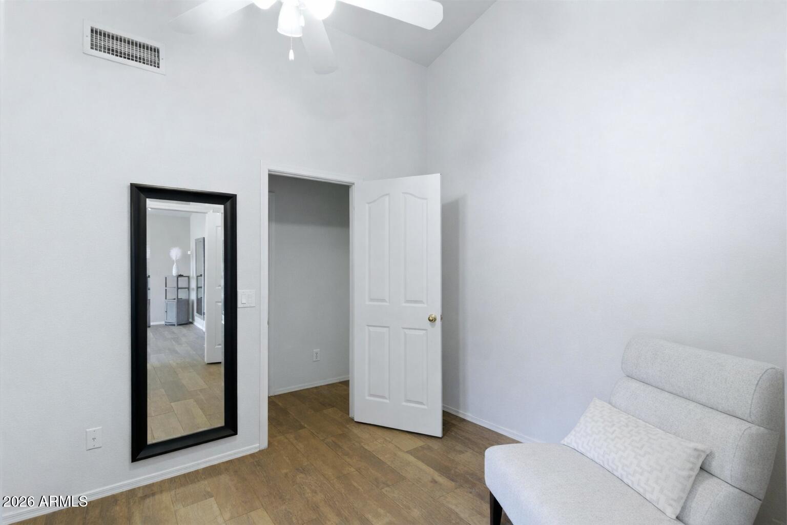 4712 E ADOBE Drive