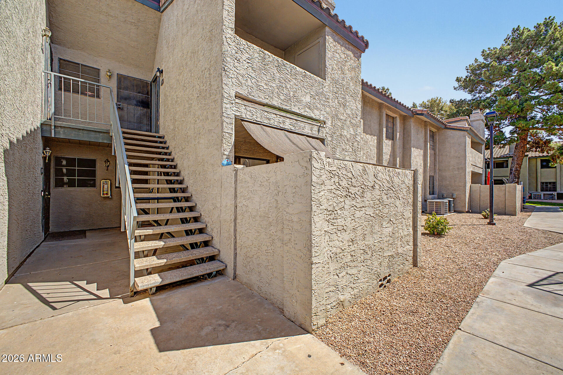 533 W GUADALUPE Road 1001