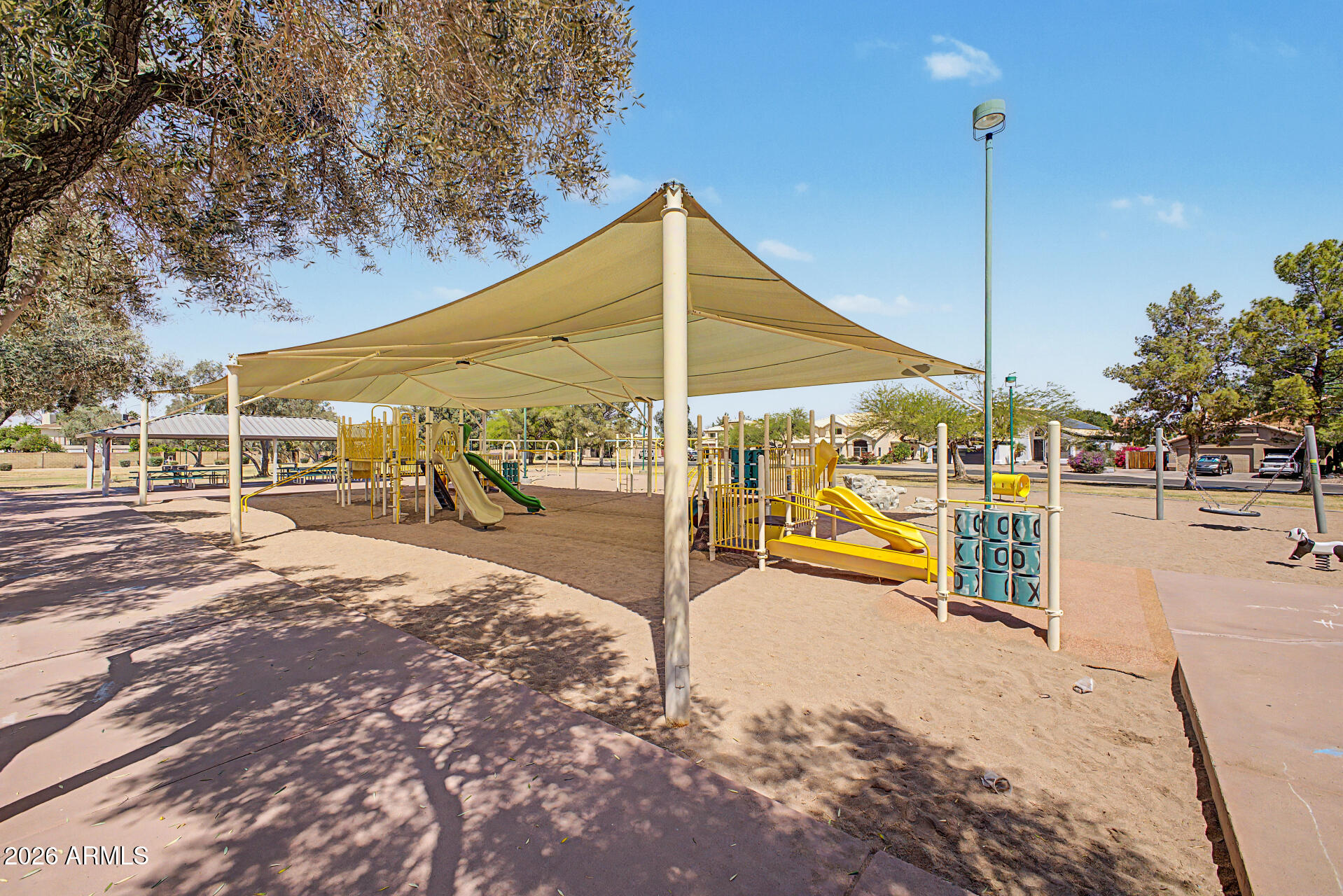 533 W GUADALUPE Road 1001