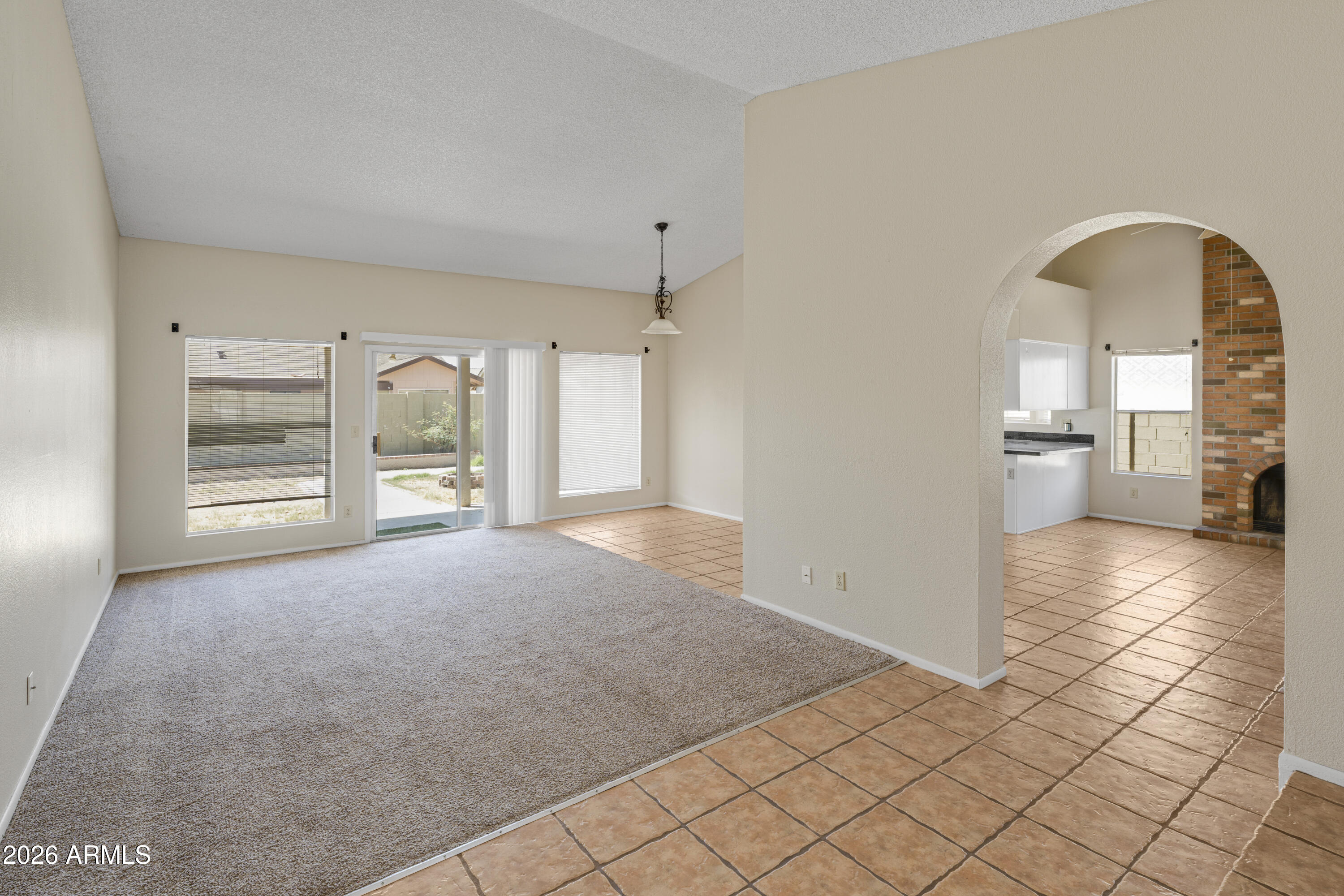 8119 W CORRINE Drive