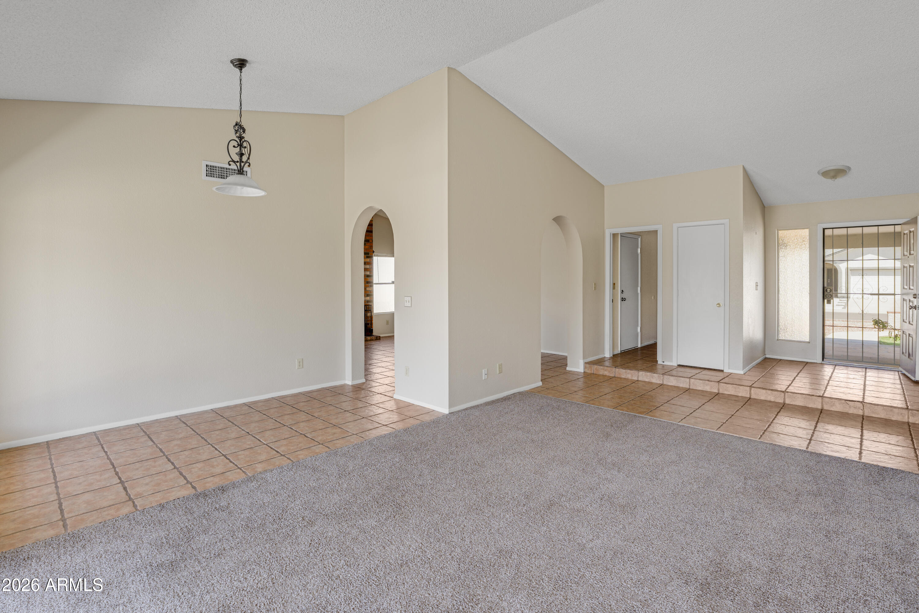 8119 W CORRINE Drive